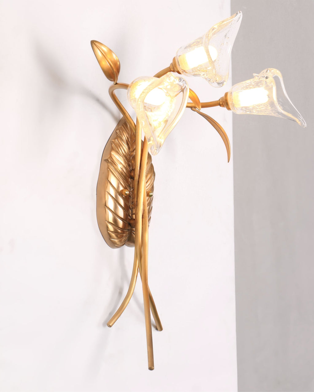 WINTHROP TUSCAN INSPIRED WALL SCONCE