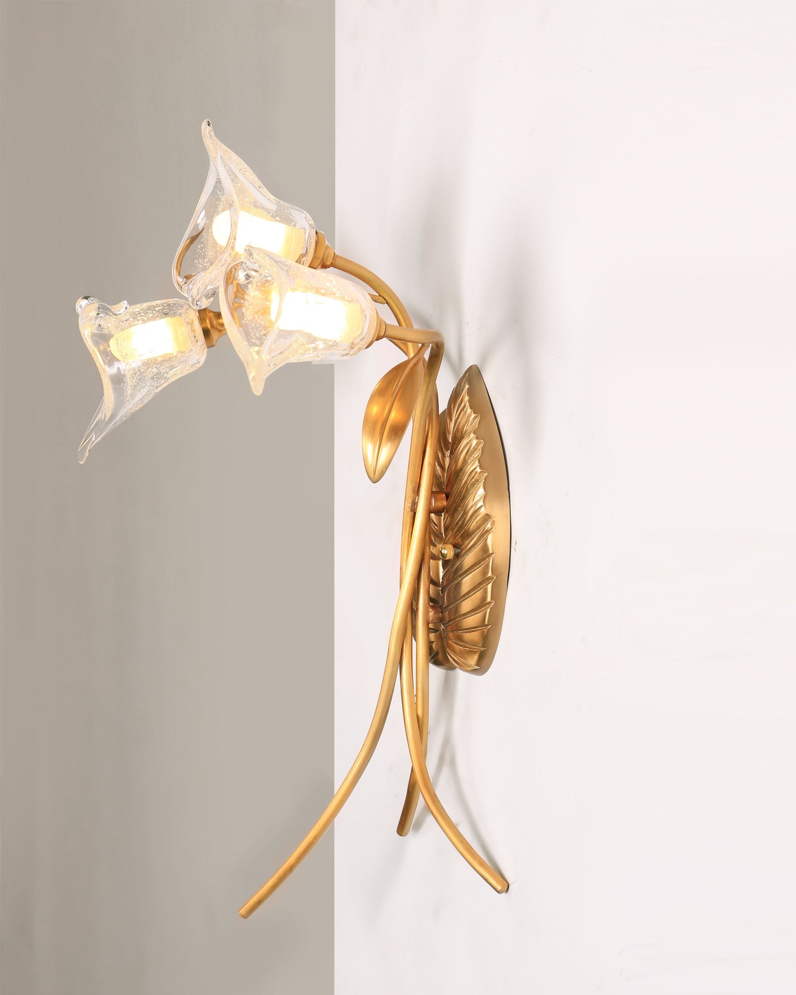 WINTHROP TUSCAN INSPIRED WALL SCONCE