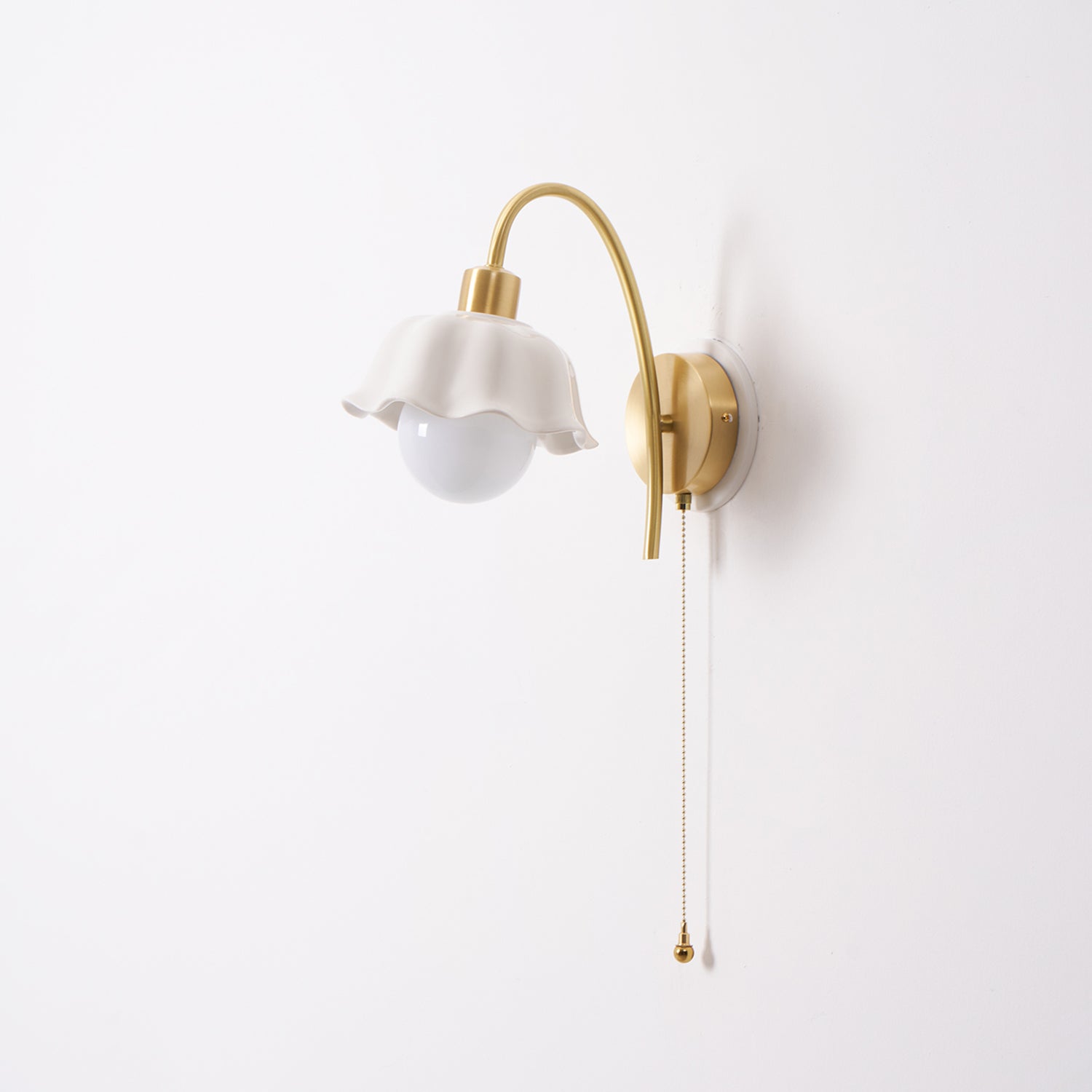 THISTLE BLOOM CERAMIC WALL SCONCE