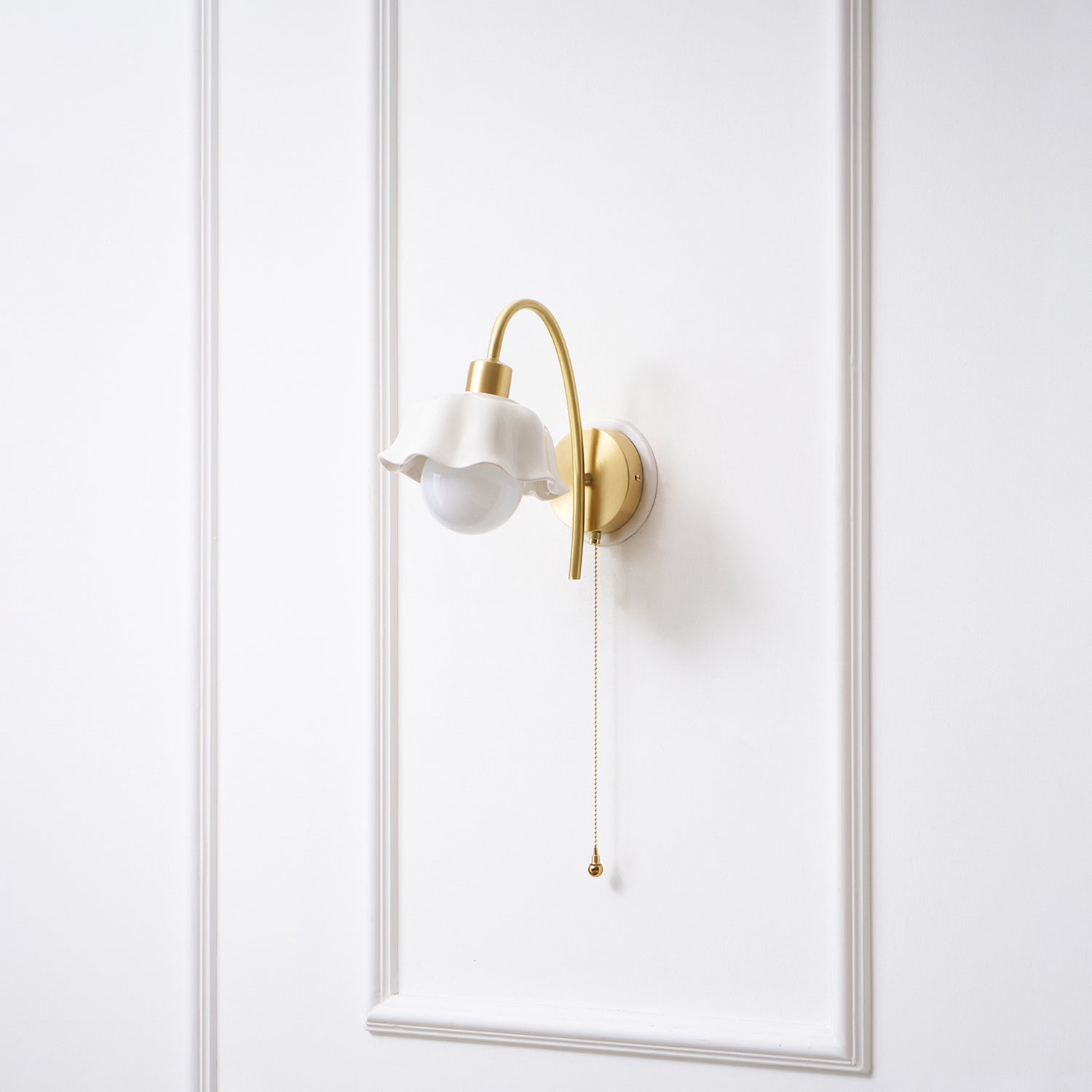 THISTLE BLOOM CERAMIC WALL SCONCE