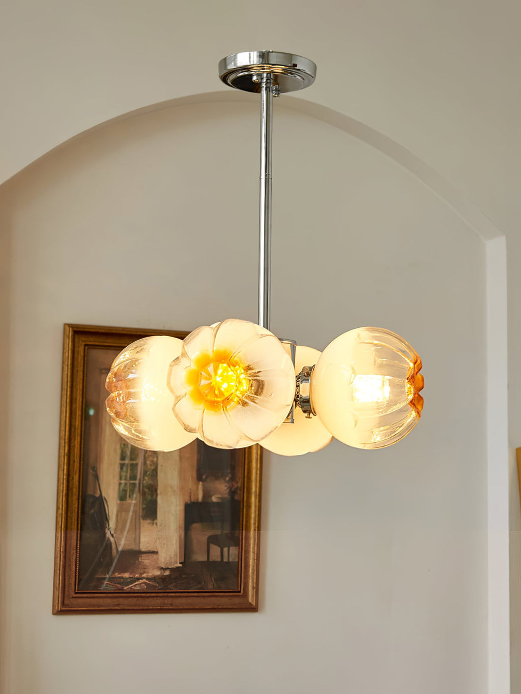 VERITY BLOOMING PETAL LUMINAIRE