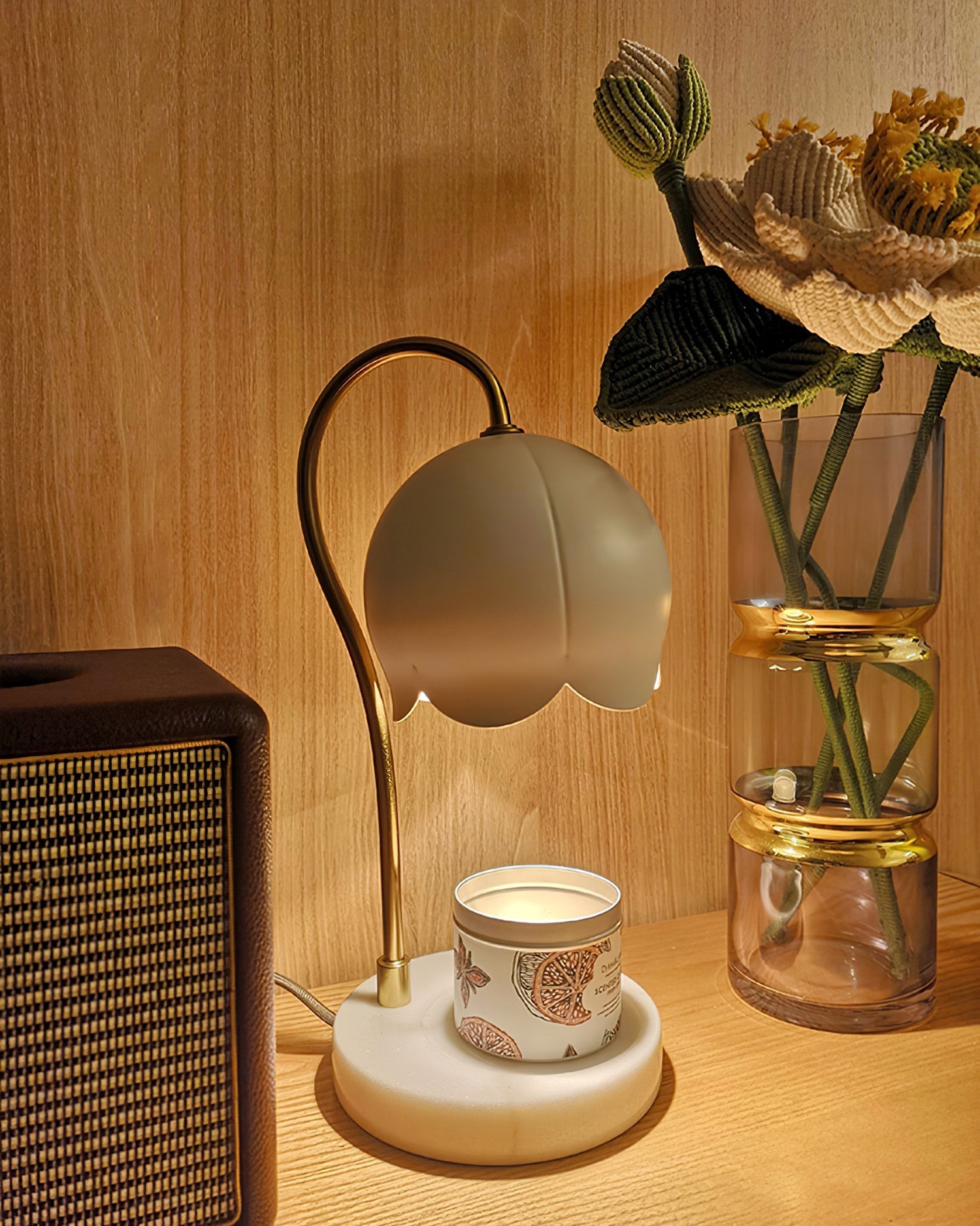 HEATHCLIFF FLORAL ILLUMINATION LANTERN
