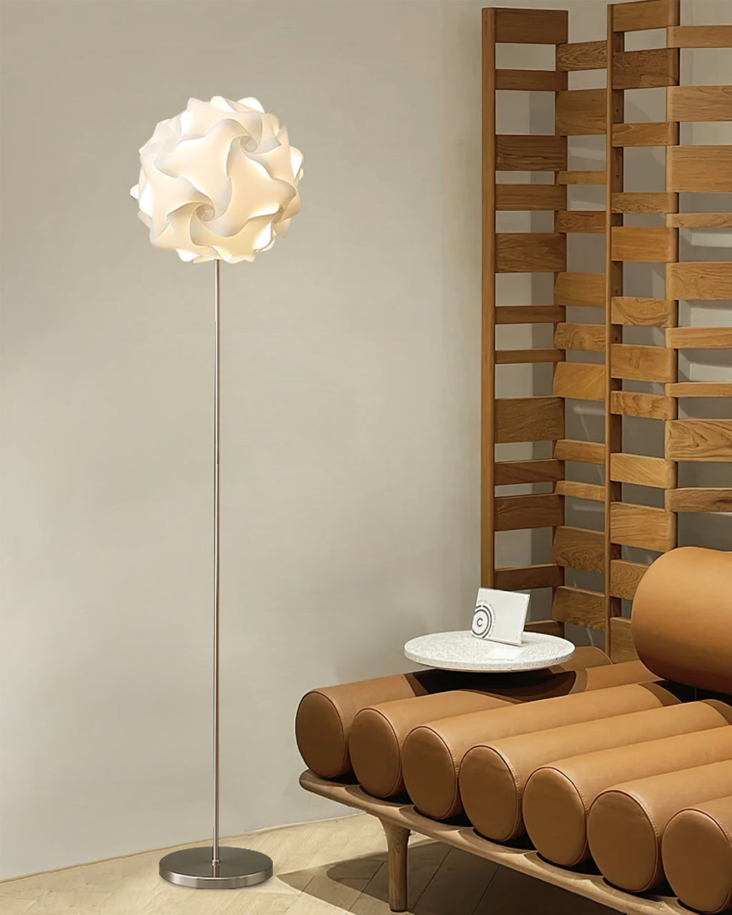 FLORENCE PETAL FLOOR LAMP