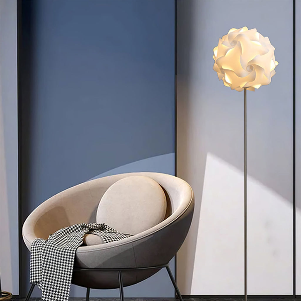 FLORENCE PETAL FLOOR LAMP