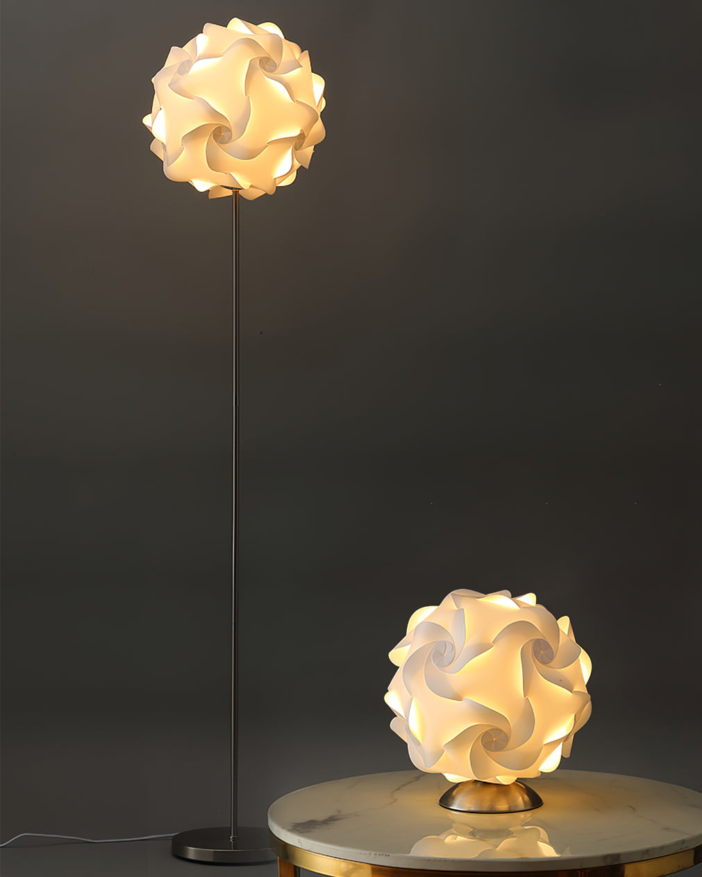 FLORENCE PETAL FLOOR LAMP