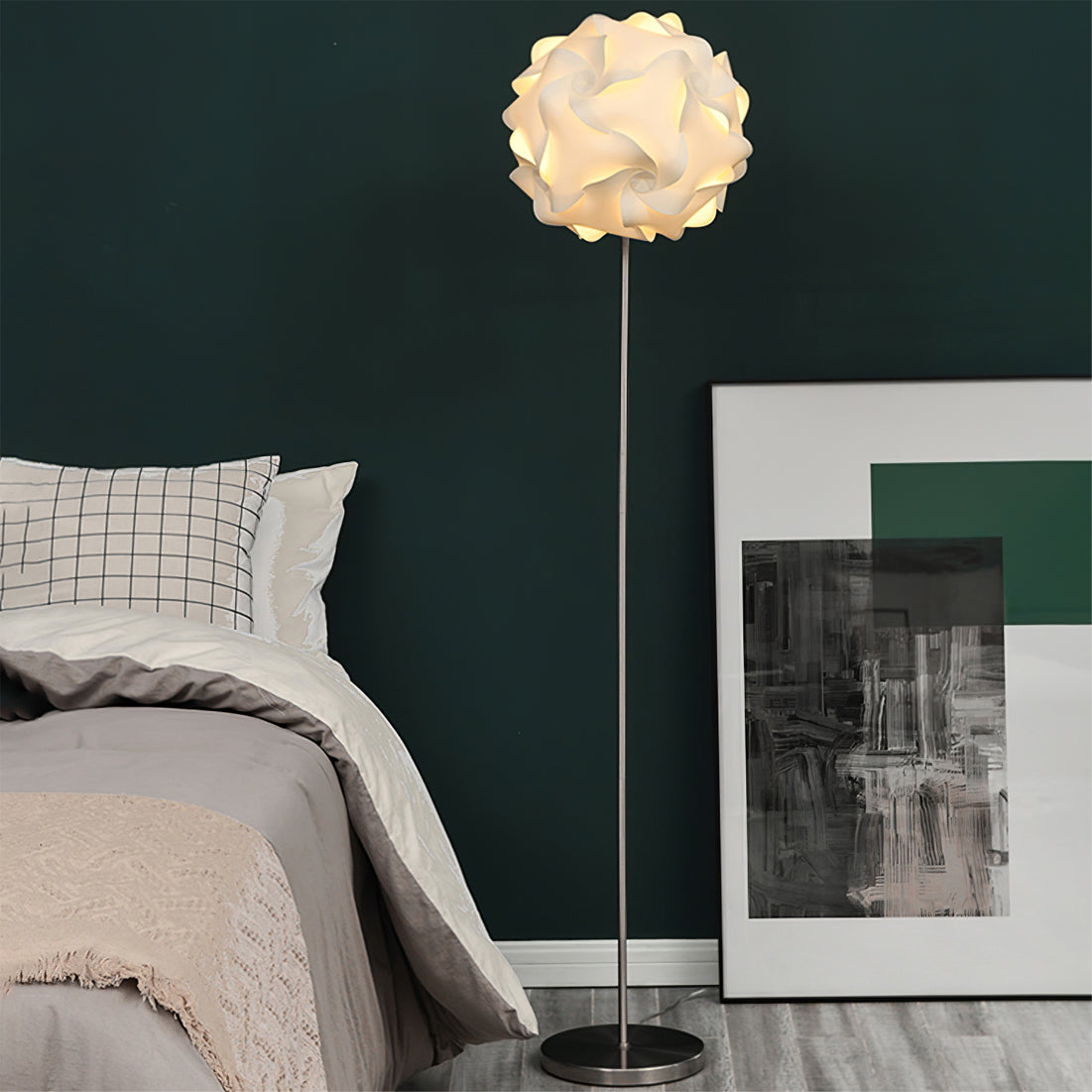 FLORENCE PETAL FLOOR LAMP