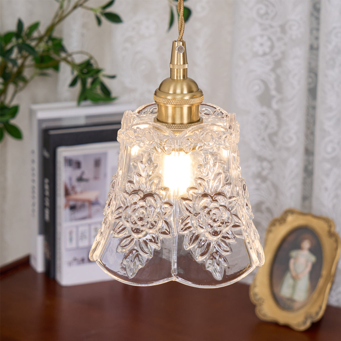 FLORENCE PETAL CRYSTAL HANGING LAMP