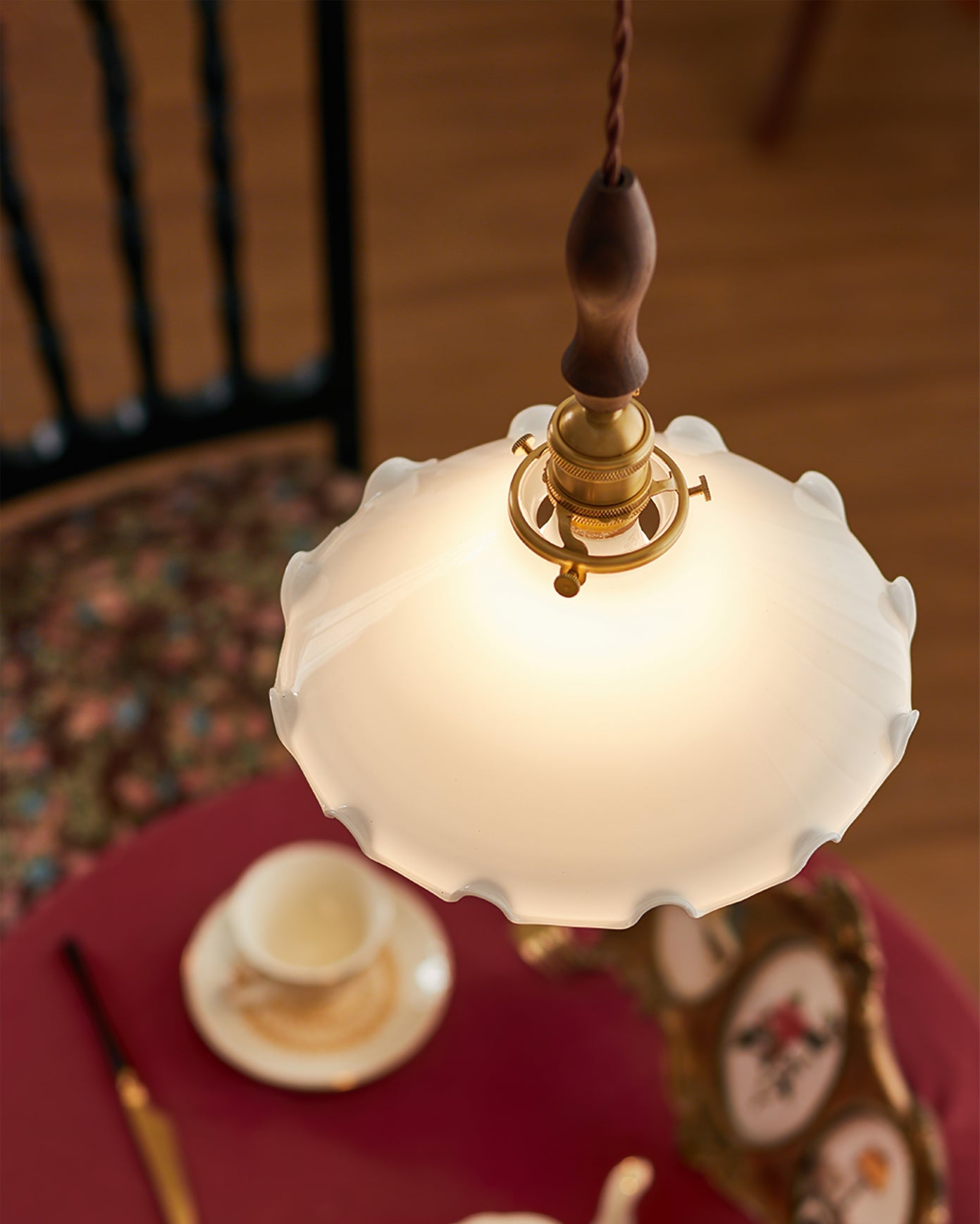 FLORENTINE BLOOM HANGING LIGHT