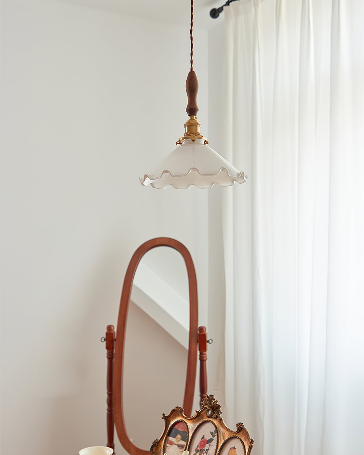 FLORENTINE BLOOM HANGING LIGHT