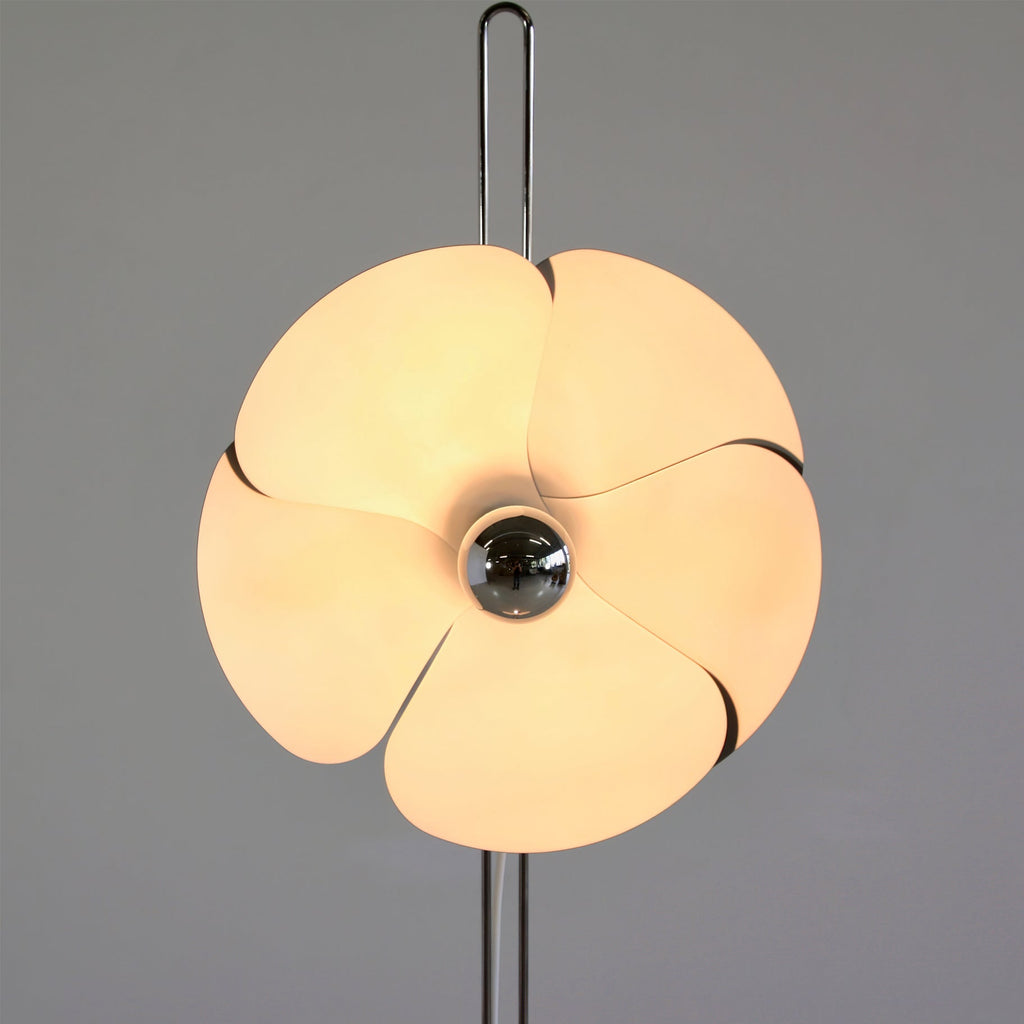 VERDANT BLOOM SILVER LAMP