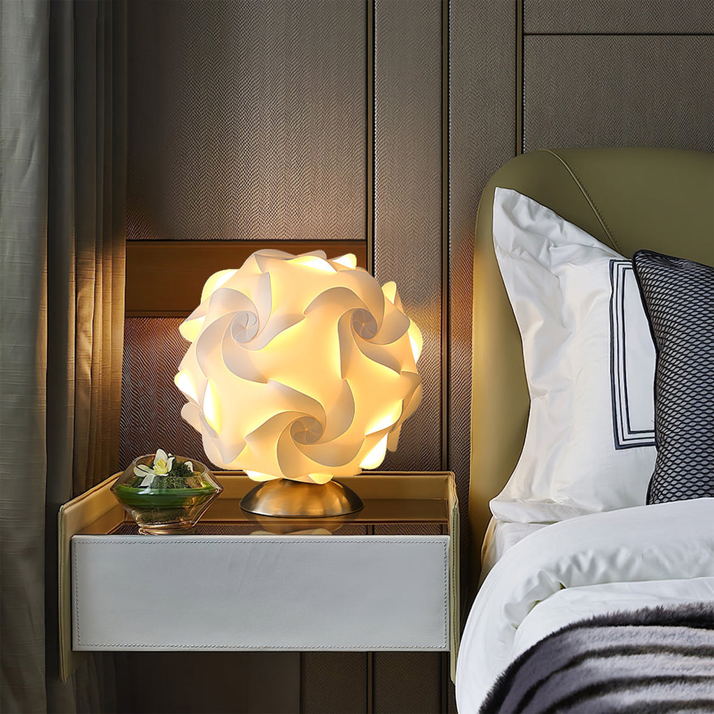 VERITY BLOOMING PETAL LAMP