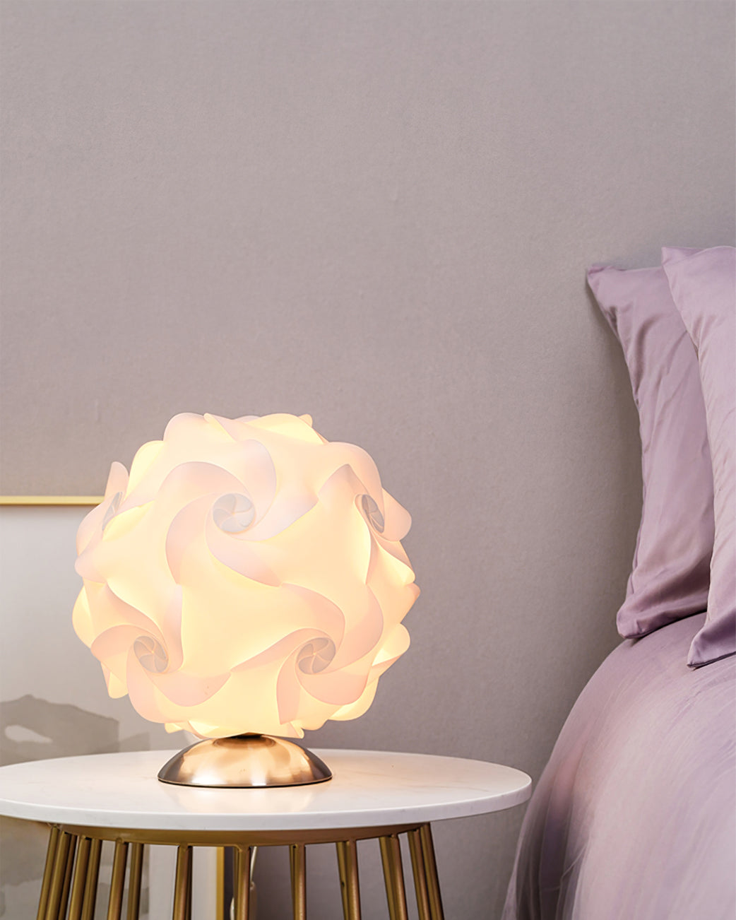 VERITY BLOOMING PETAL LAMP