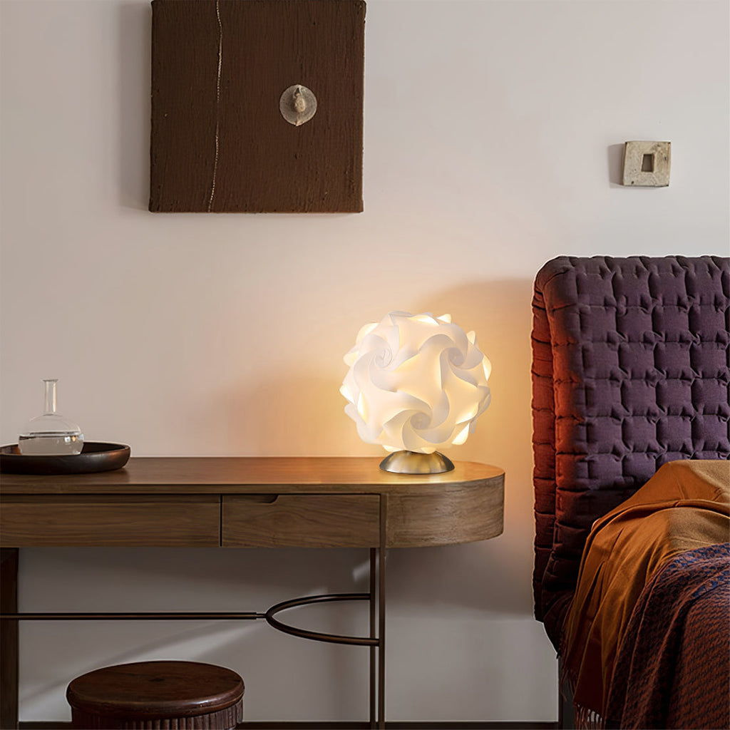 VERITY BLOOMING PETAL LAMP
