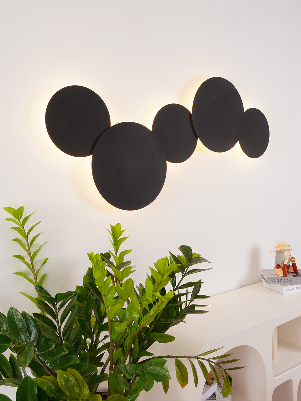 WINCHESTER VIVID ILLUMINATION WALL SCONCE