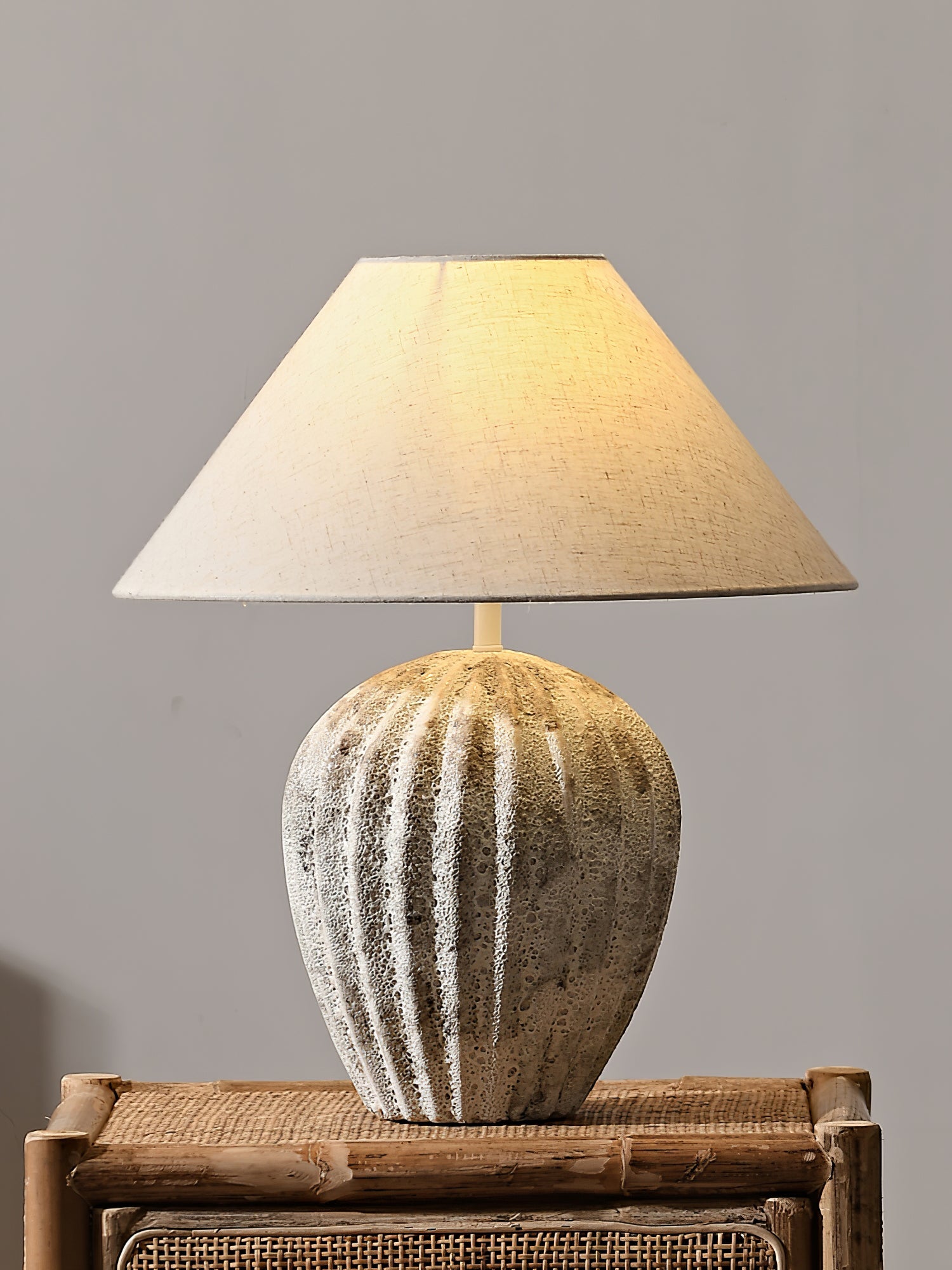 WINTHROP RIBBED CERAMIC ILLUMINATOR