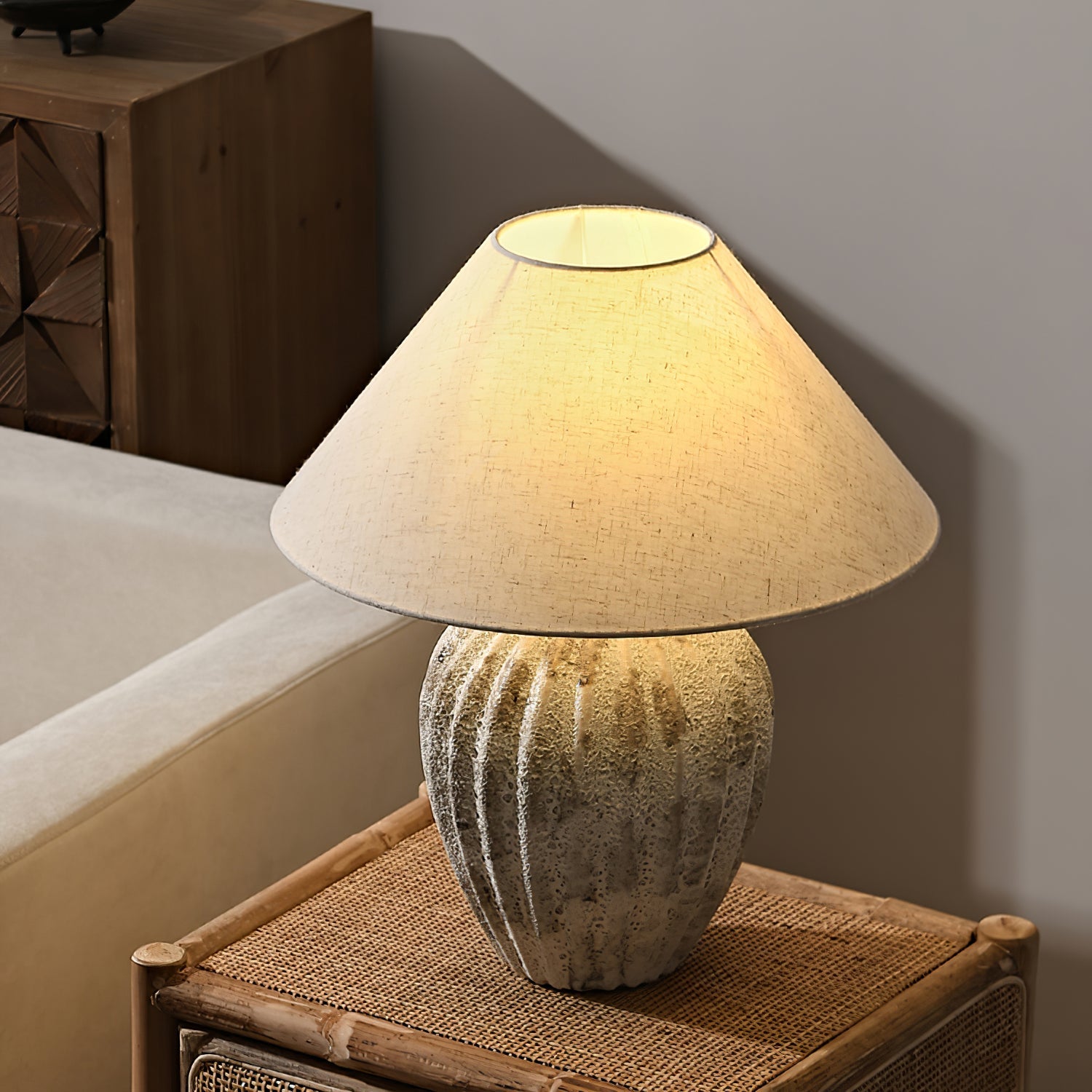 WINTHROP RIBBED CERAMIC ILLUMINATOR