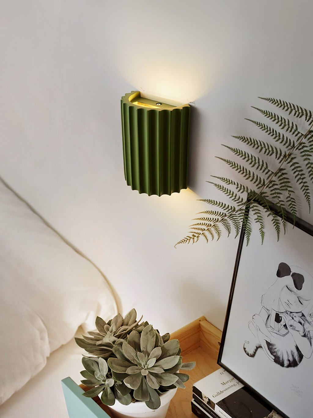 CARLETON FLUTED RESIN ILLUMINATOR