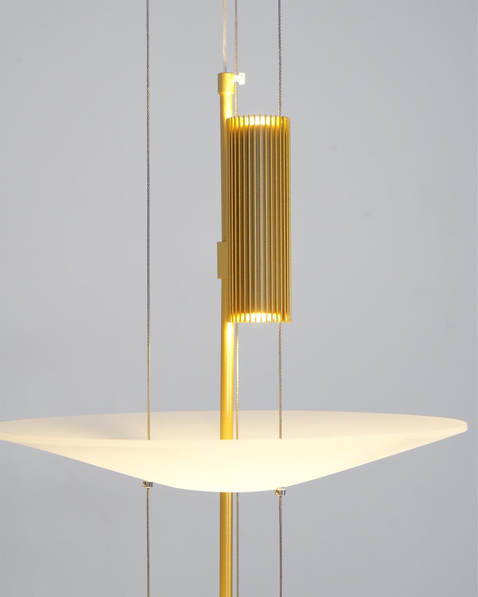 WINTHROP AERIS MODERN CEILING LUMINAIRE