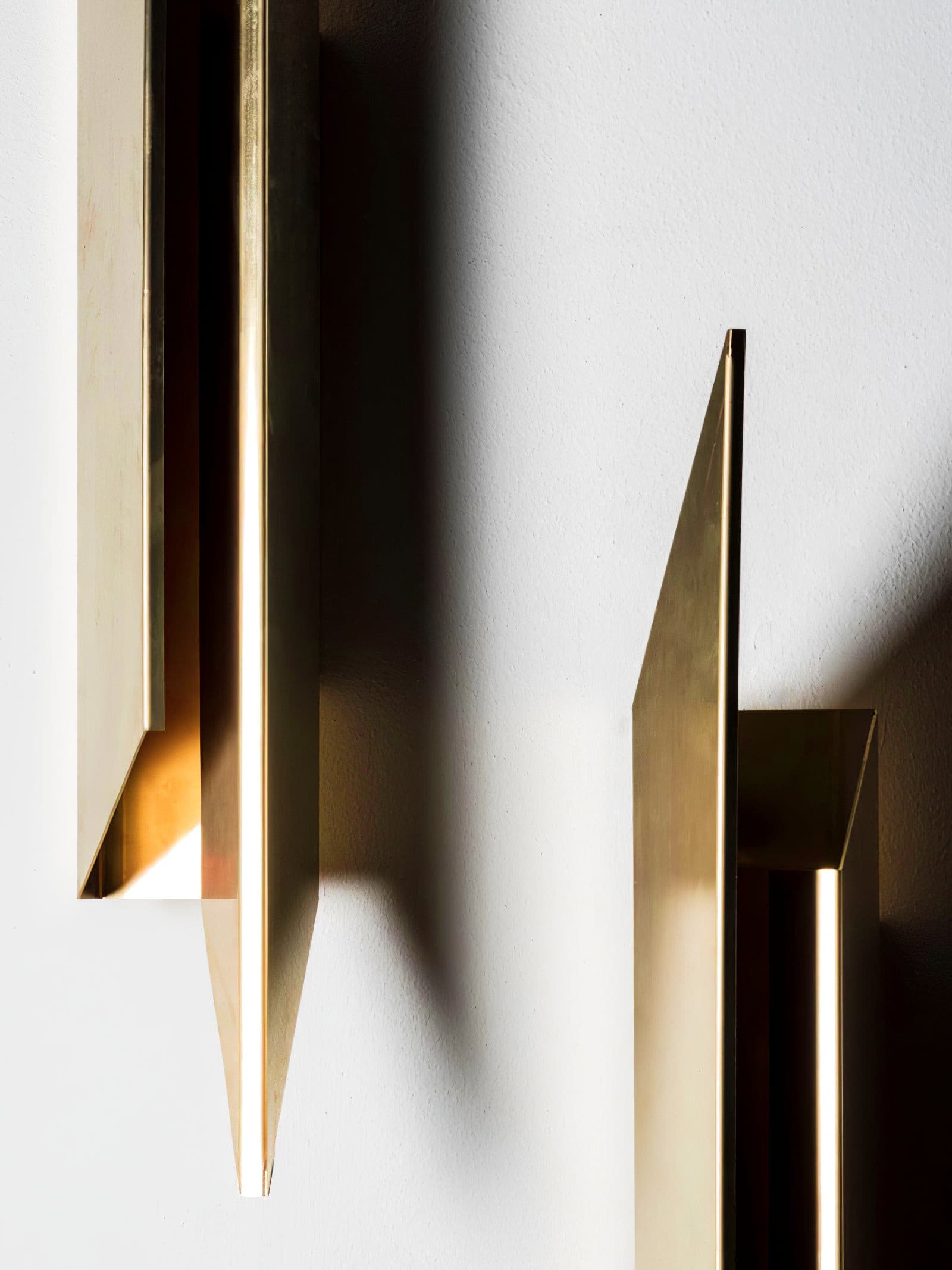 FENWICK FOLDING WALL SCONCE