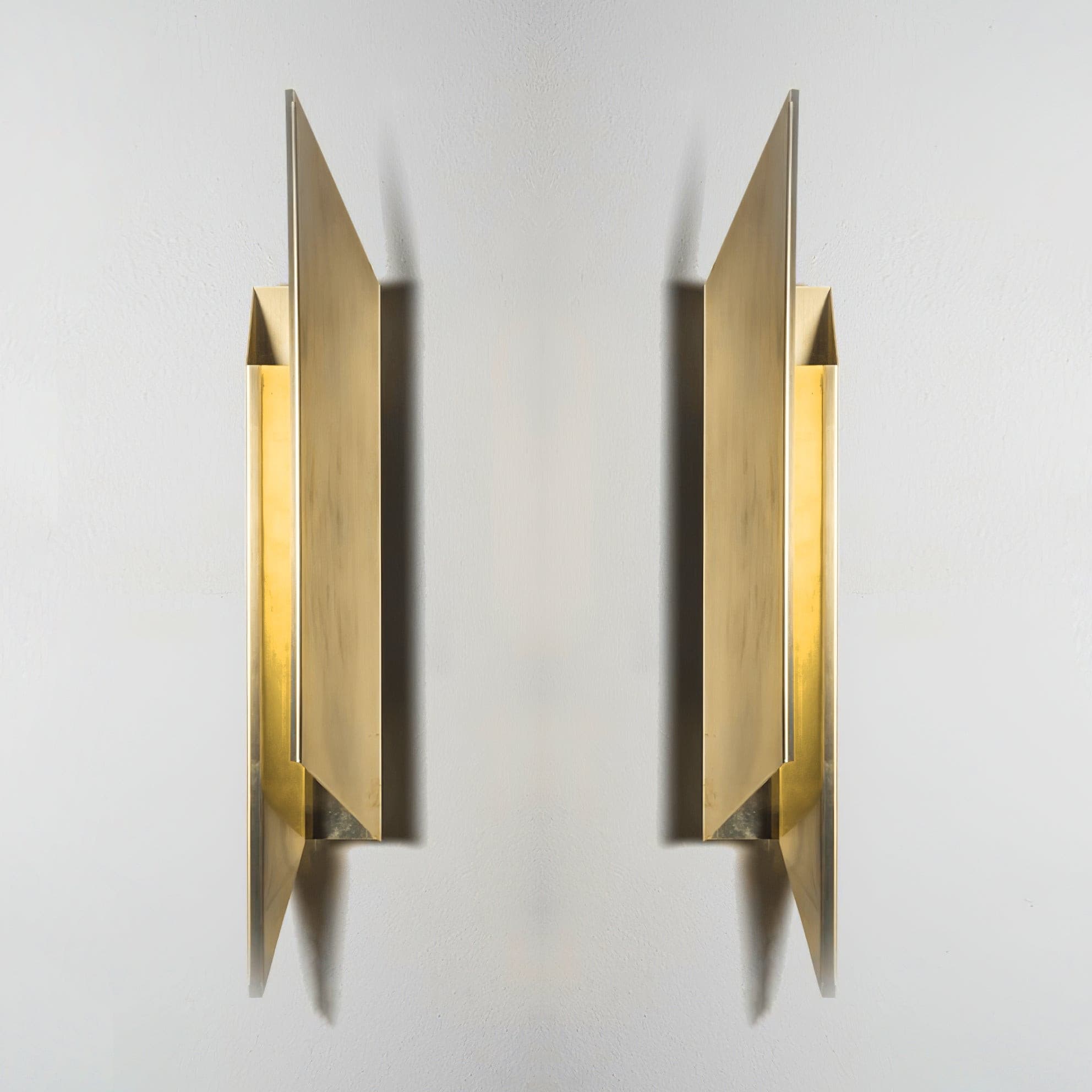 FENWICK FOLDING WALL SCONCE