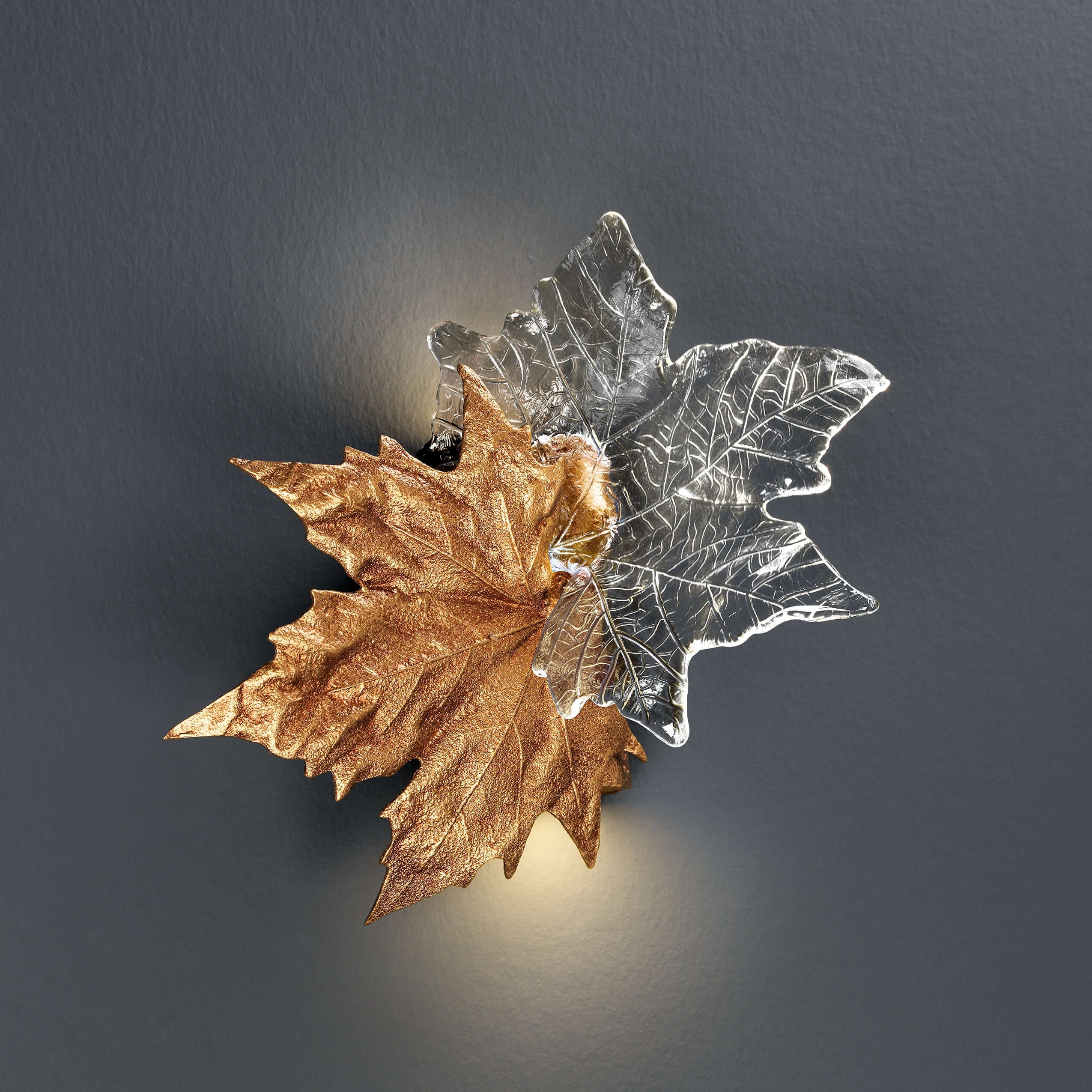 VERDANT FOLIAGE ILLUMINATION WALL SCONCE