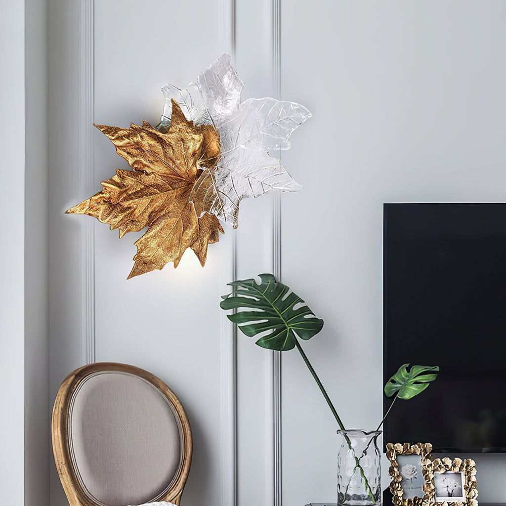 VERDANT FOLIAGE ILLUMINATION WALL SCONCE