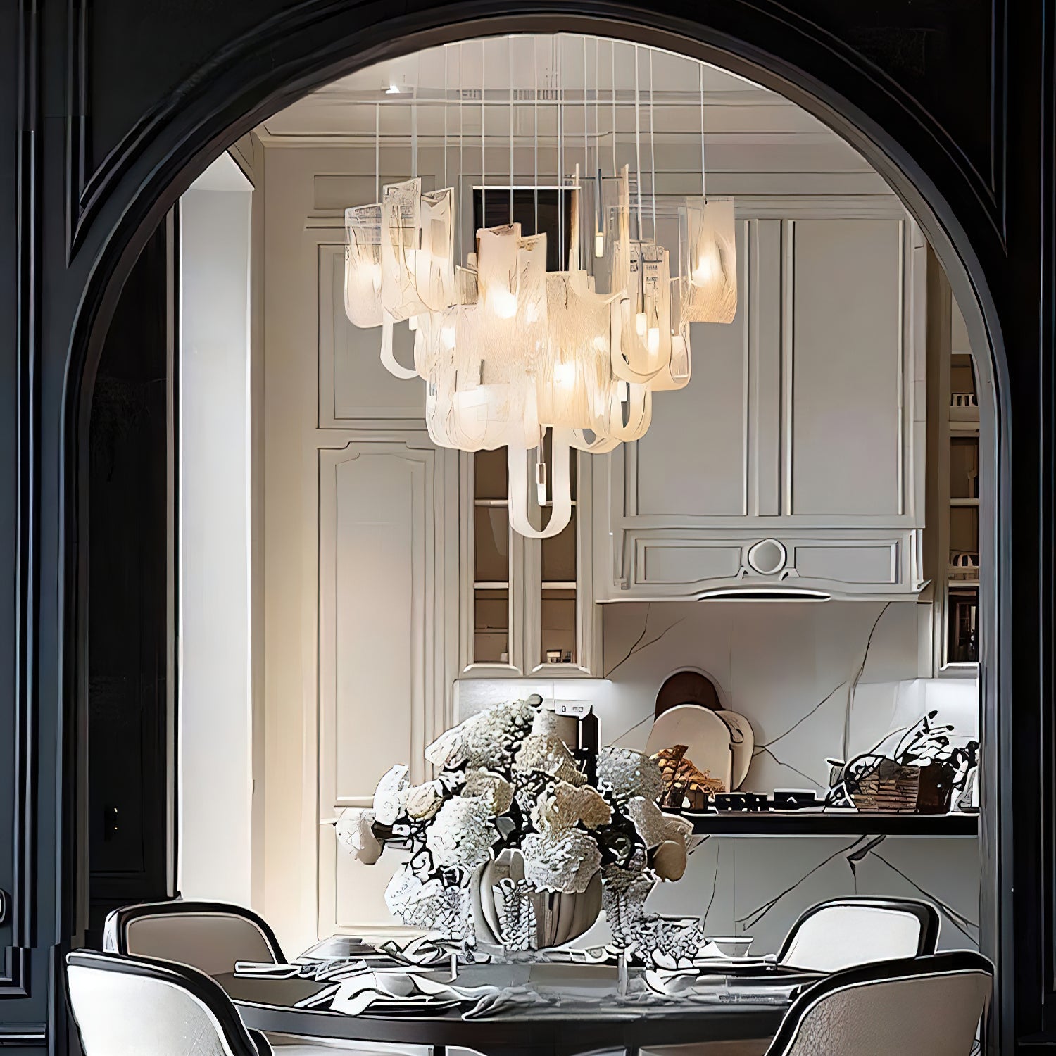 VANDERBILT CRYSTAL TEARDROP LUMINAIRE