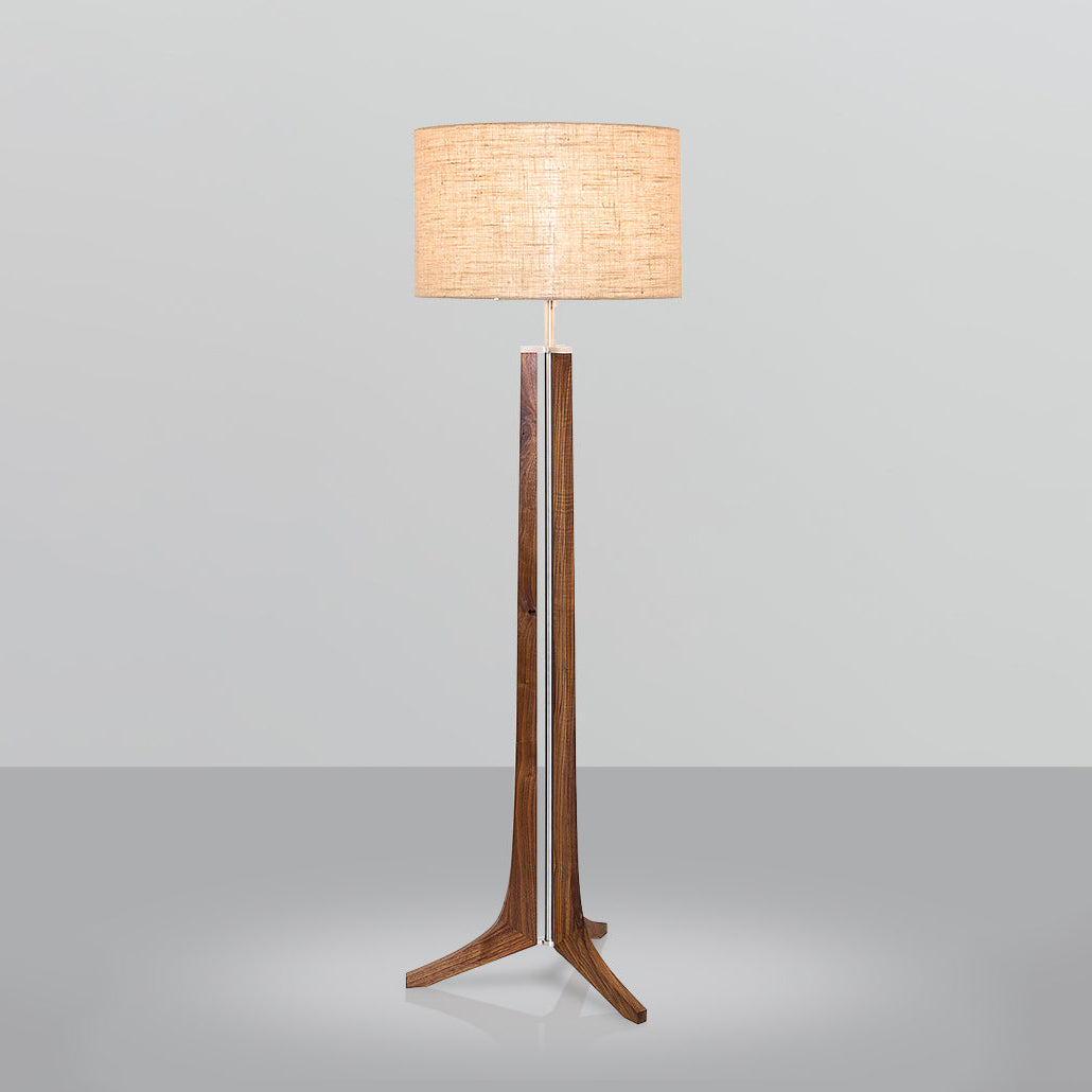 WINTHROP SLEEK TAPERED LAMP