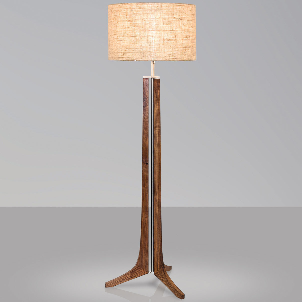 WINTHROP SLEEK TAPERED LAMP
