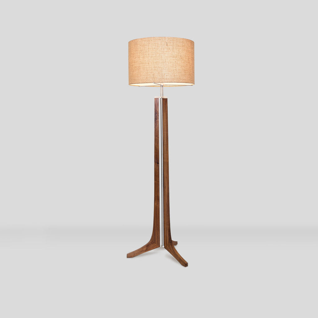 WINTHROP SLEEK TAPERED LAMP