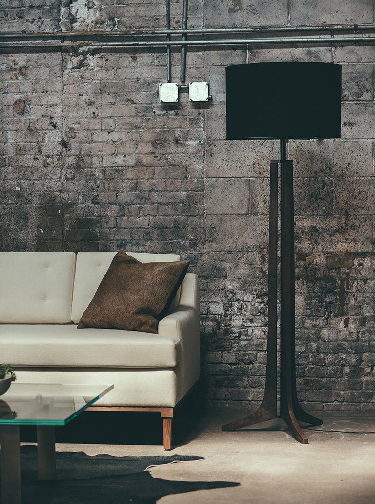 WINTHROP SLEEK TAPERED LAMP