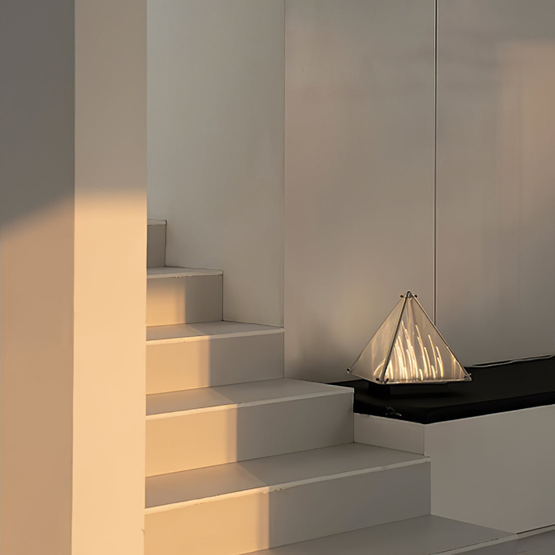 BRACKENWOOD GEOMETRIC ILLUMINATION LAMP