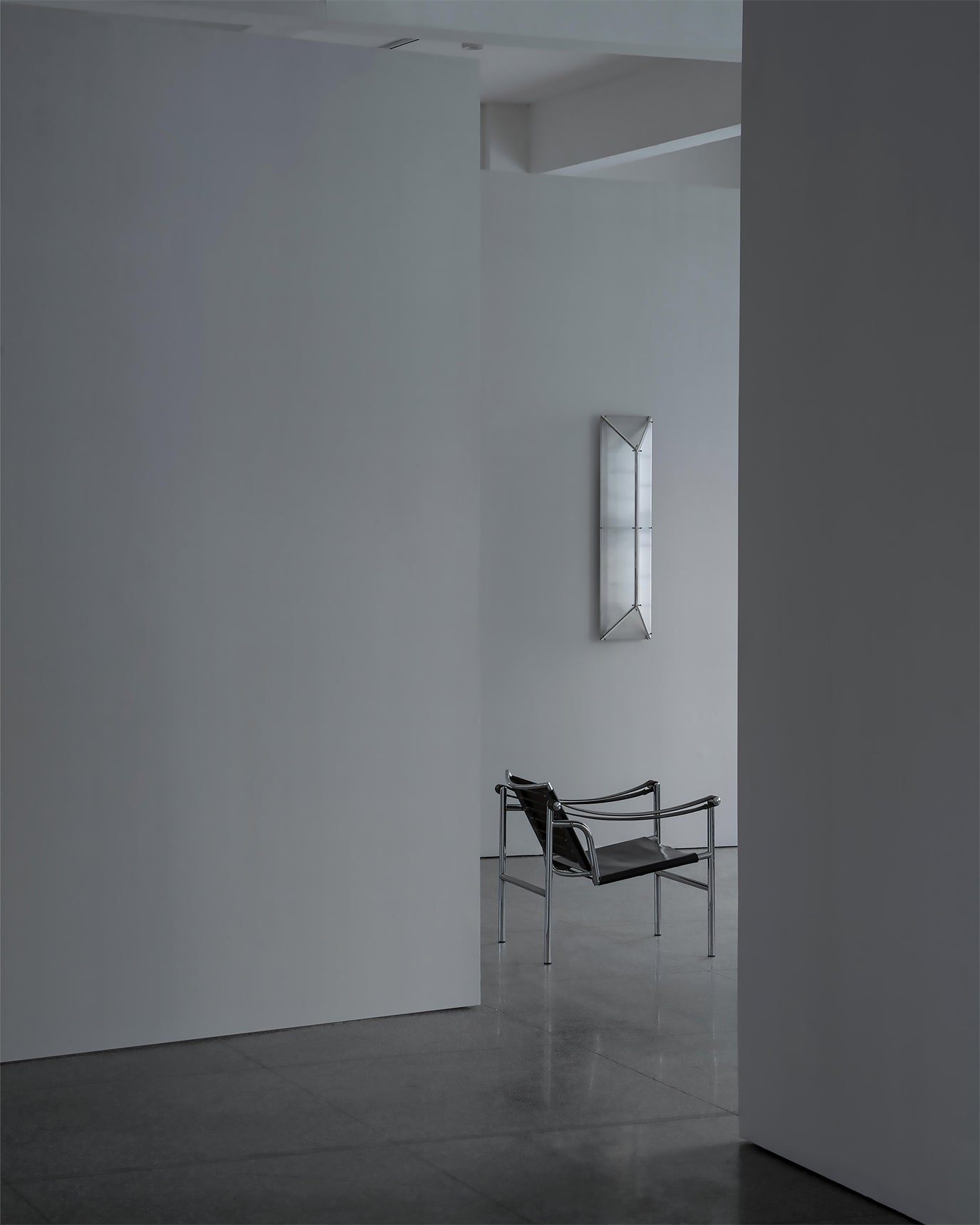 HALCYON SHARD WALL SCONCE