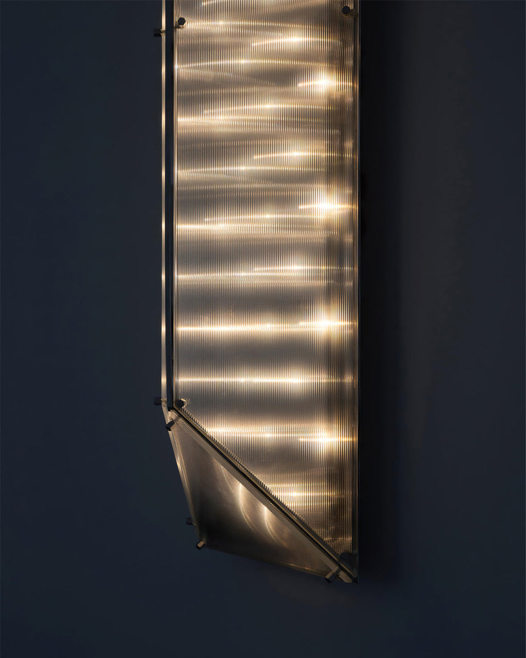 HALCYON SHARD WALL SCONCE