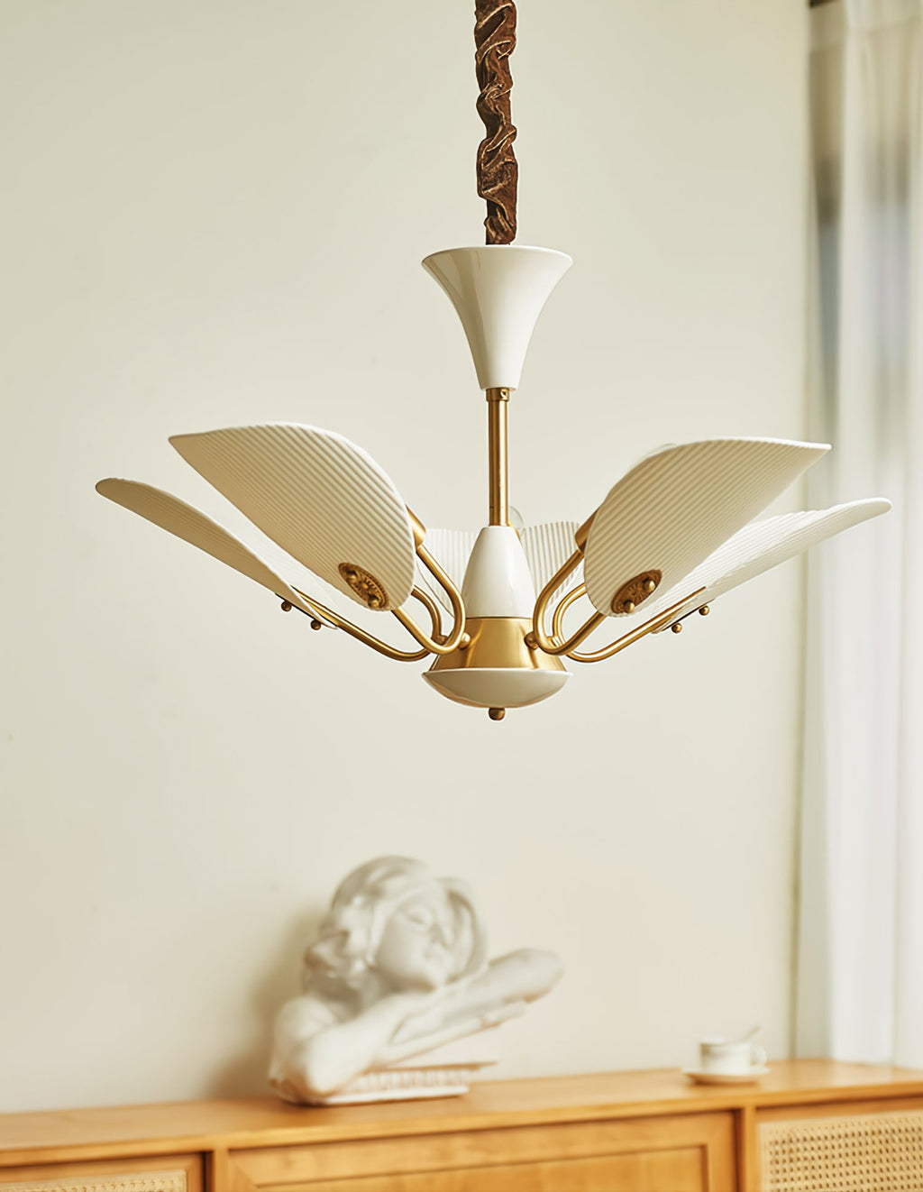 WINCHESTER PORCELAIN LUMINARY