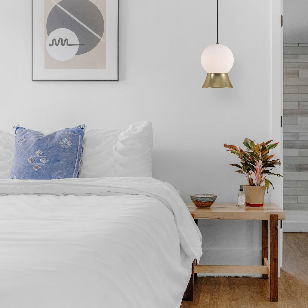 WINSTANLEY HANGING LIGHT WITH GEOMETRIC SHADE