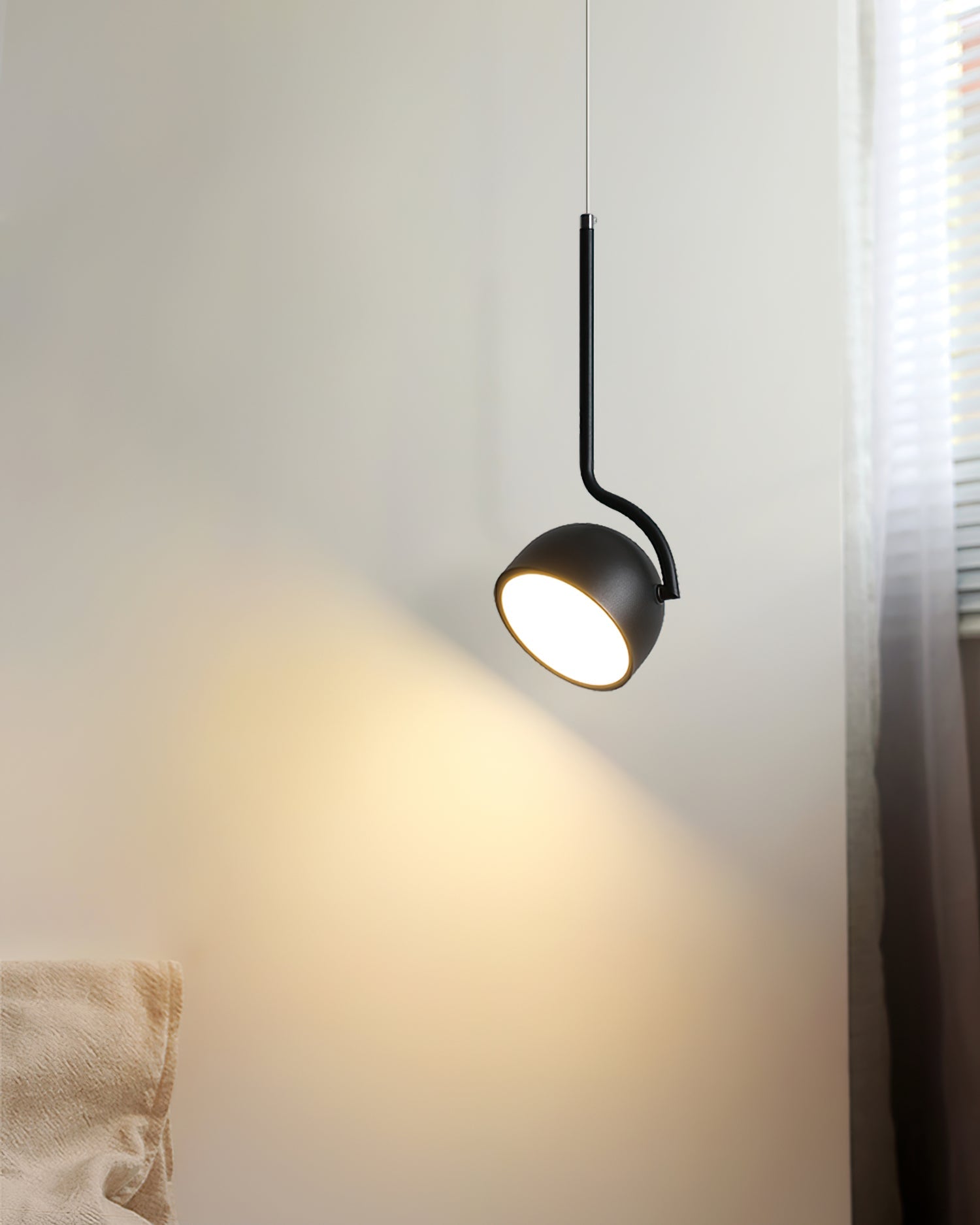 WHITBY WOVEN RATTAN PENDANT LIGHT