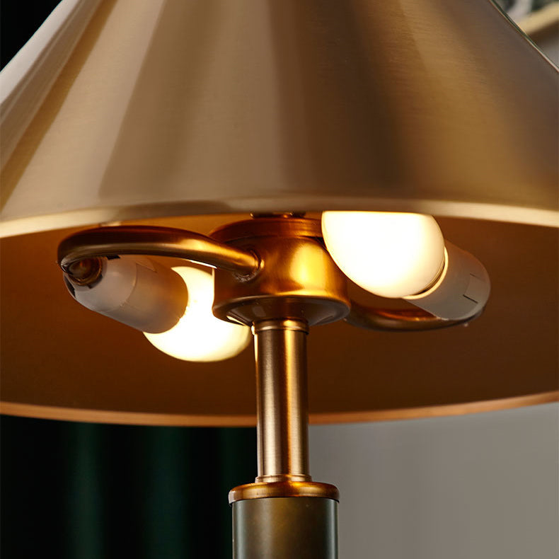 VANDERBILT AURORA LED TABLE LIGHT