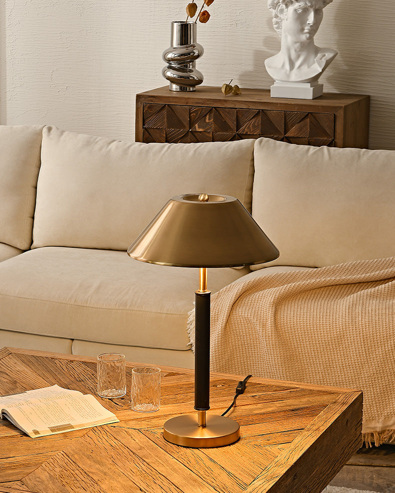 VANDERBILT AURORA LED TABLE LIGHT