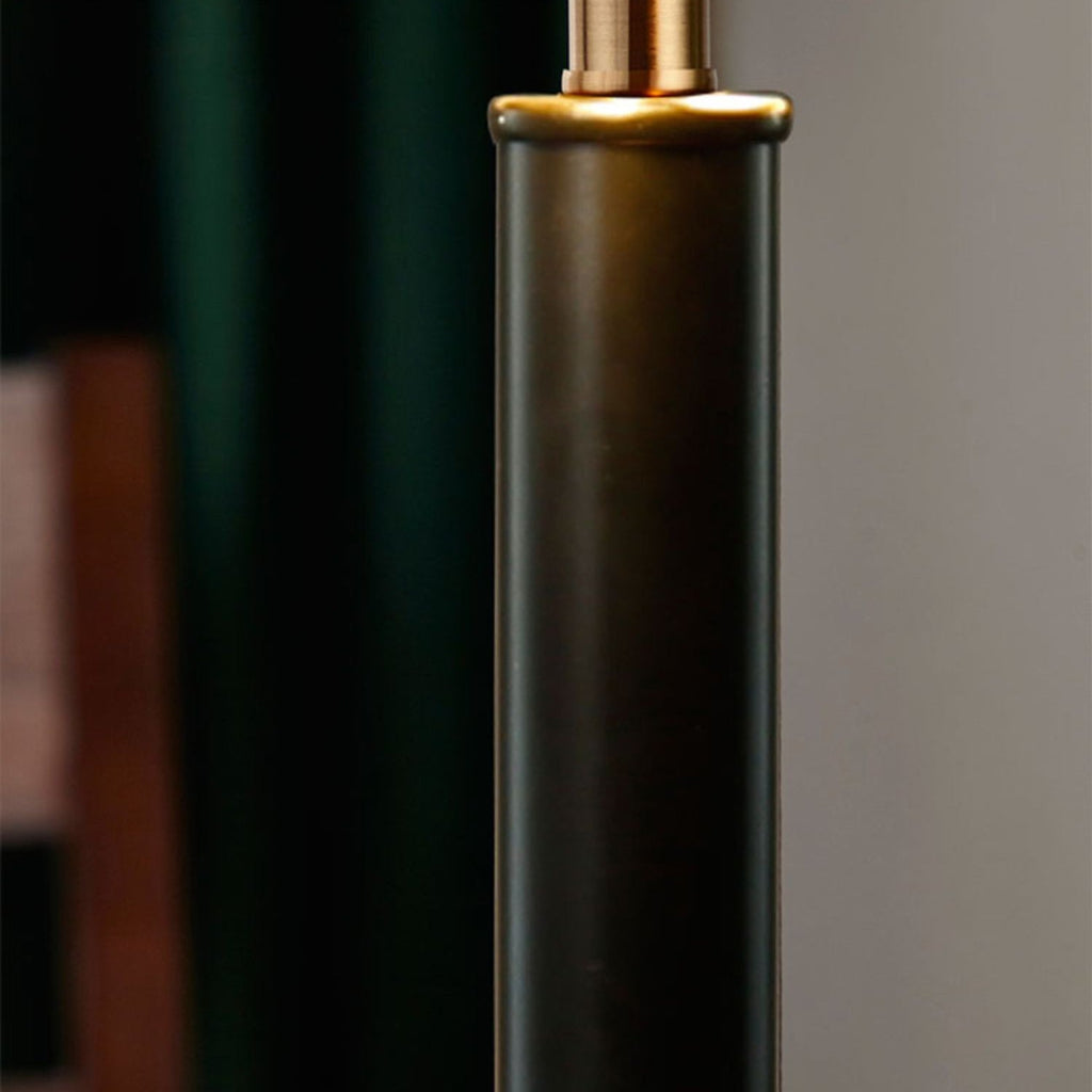VANDERBILT AURORA LED TABLE LIGHT