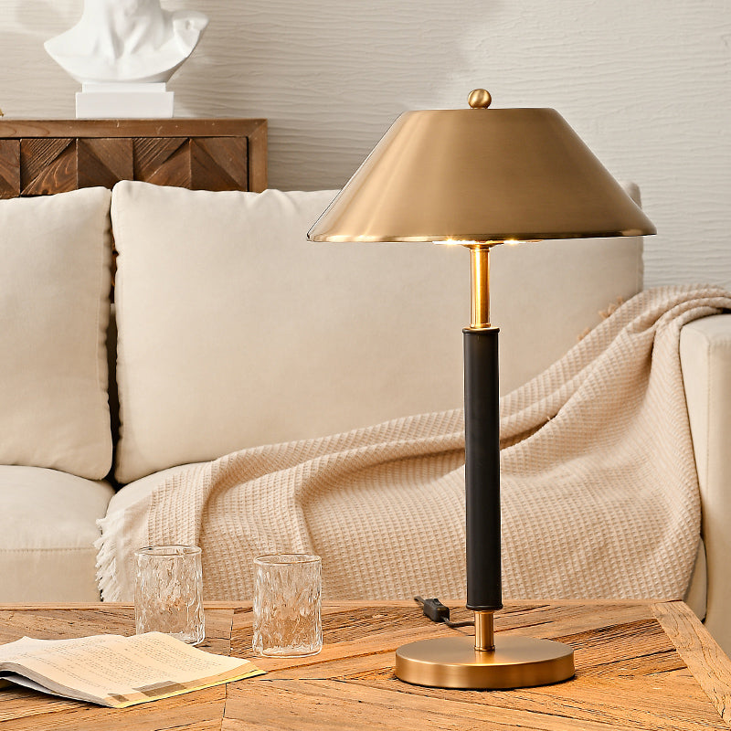 VANDERBILT AURORA LED TABLE LIGHT