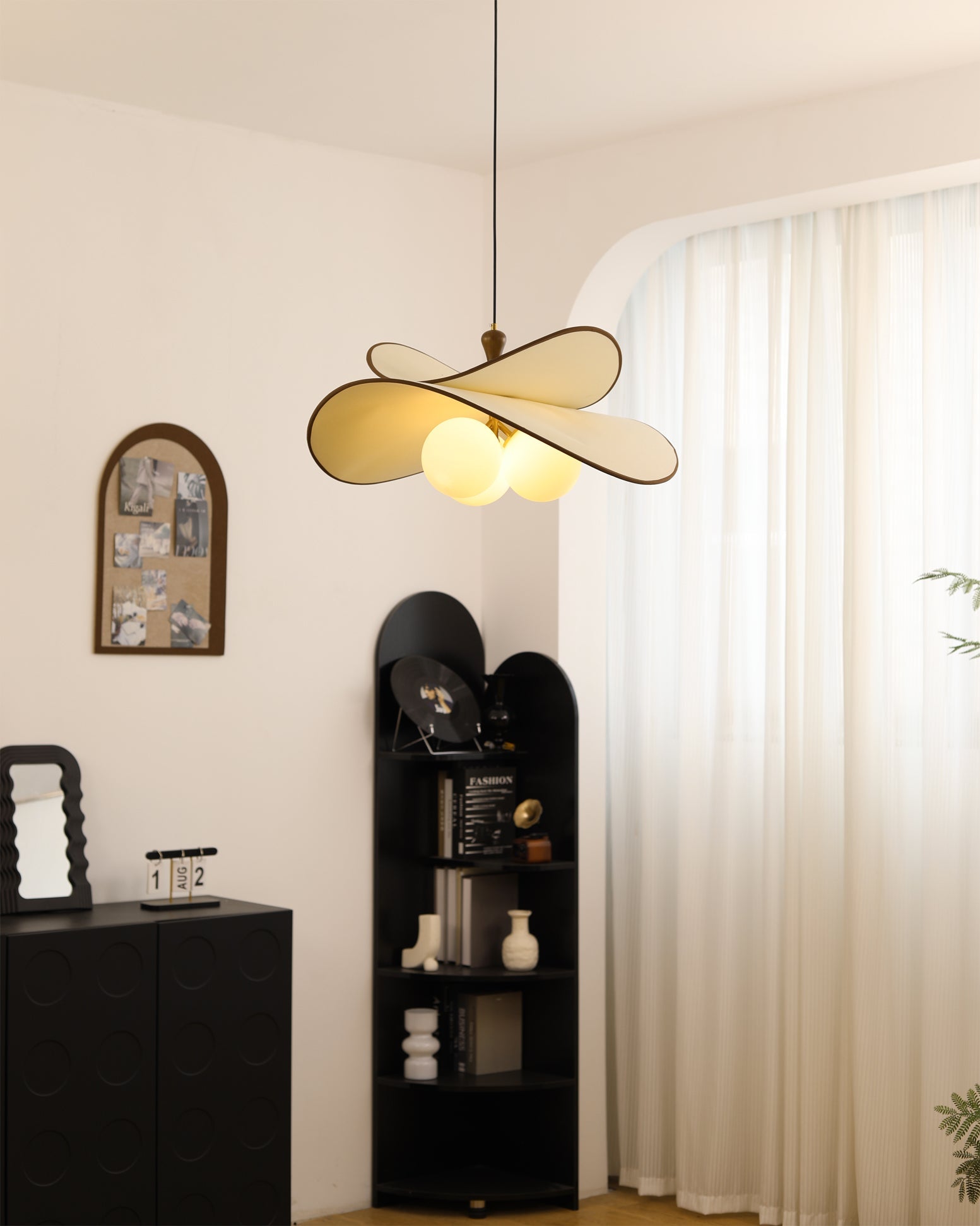 RAVENHALL HANGING GLOBE ILLUMINATOR