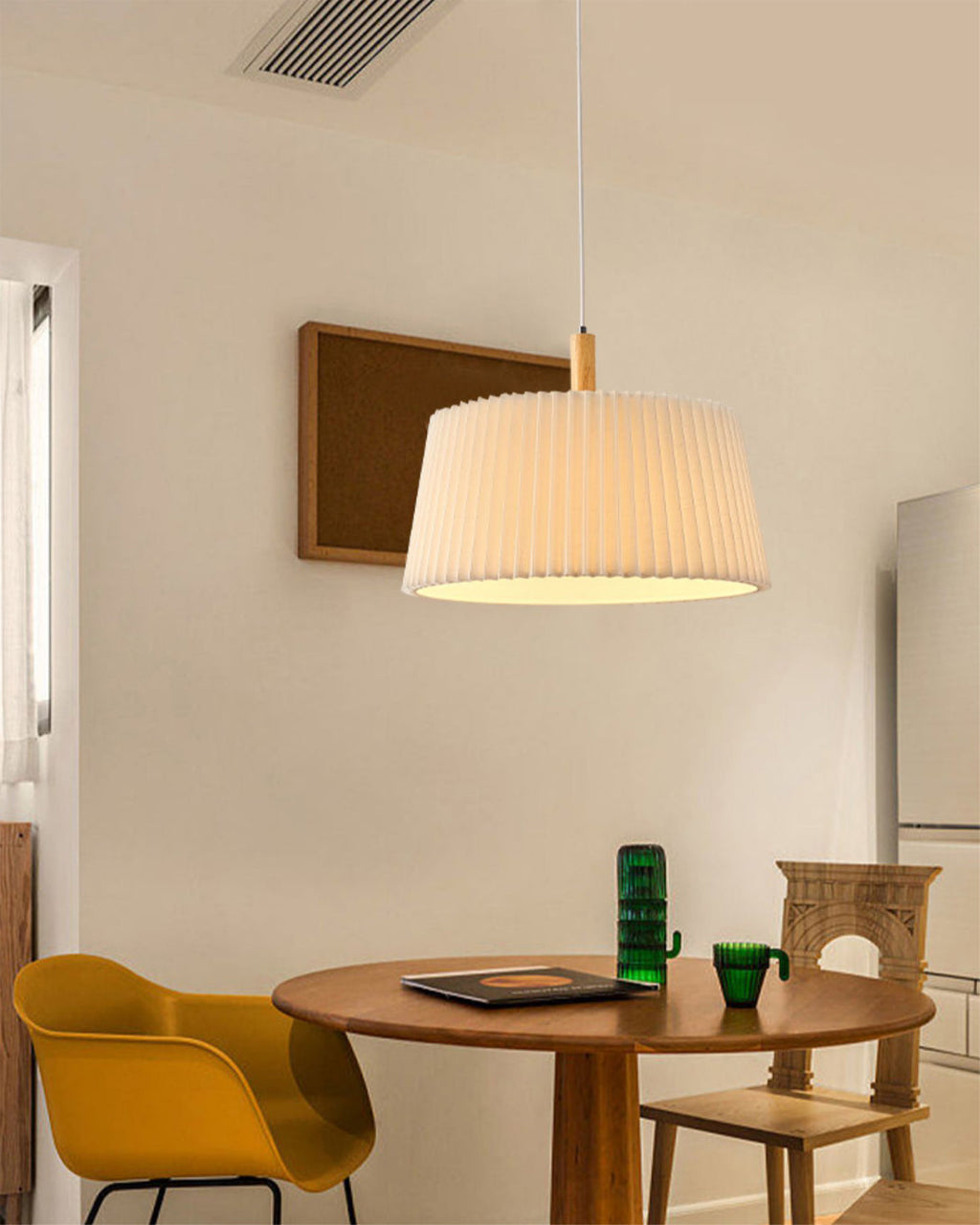 WINTHORPE HANGING GLASS ILLUMINATOR