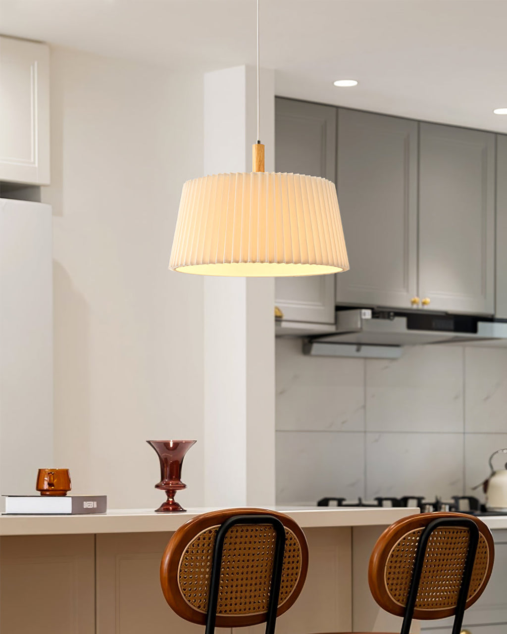 WINTHORPE HANGING GLASS ILLUMINATOR