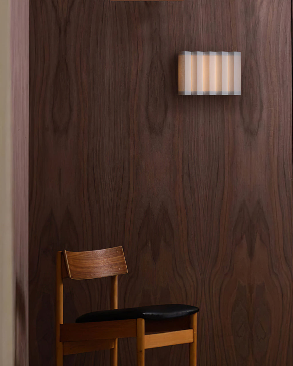 RAVENWOOD STREAMLINE WALL SCONCE