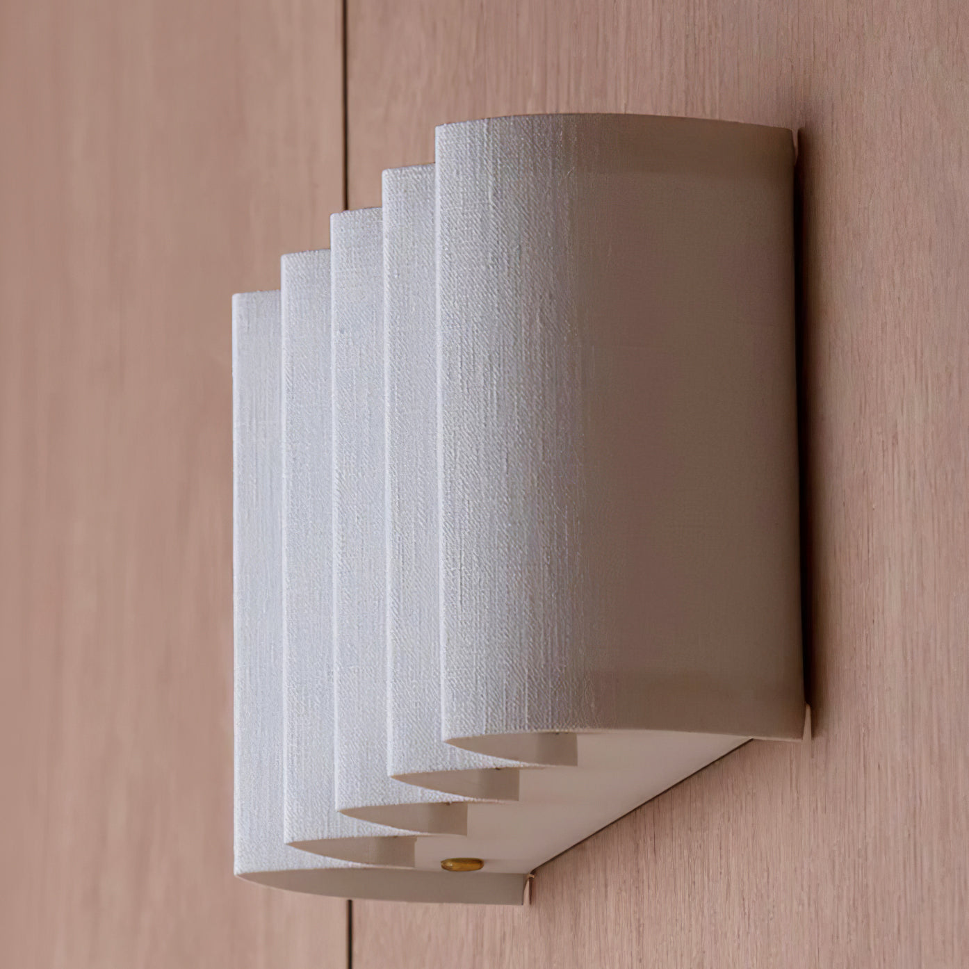 RAVENWOOD STREAMLINE WALL SCONCE
