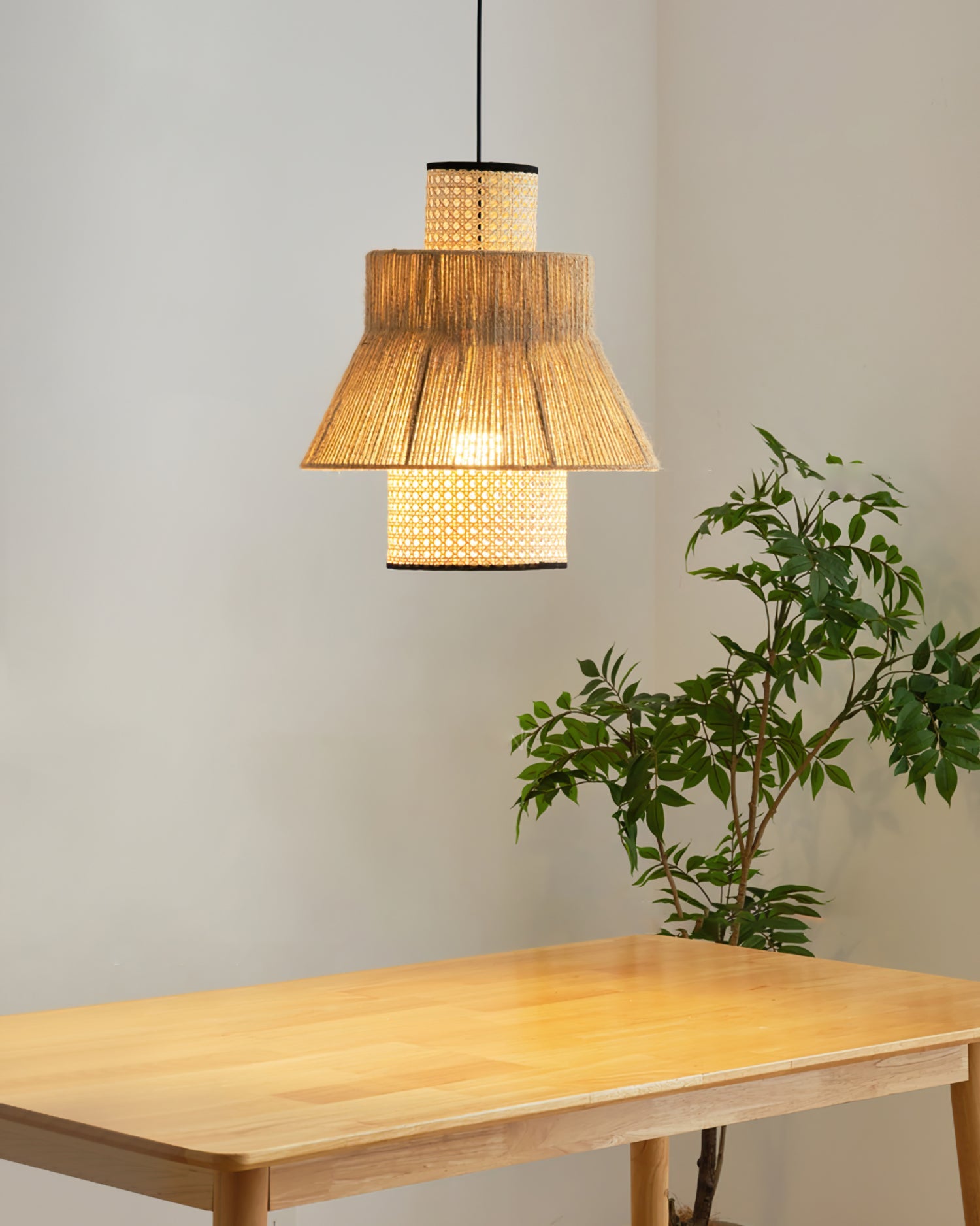 WINTHORPE VINE-INFUSED HANGING LANTERN