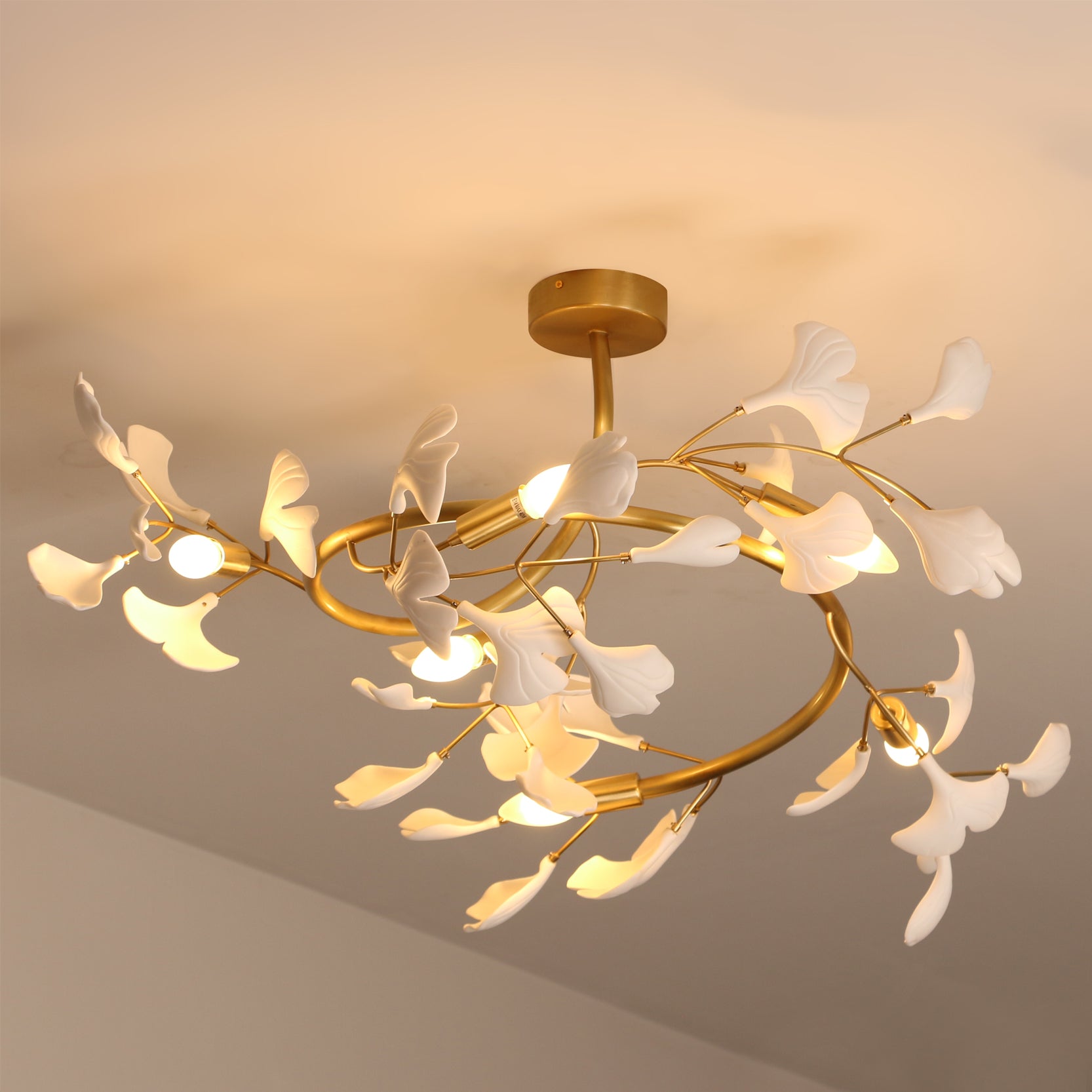 FENWICK LEAF INSPIRATION CEILING LIGHT