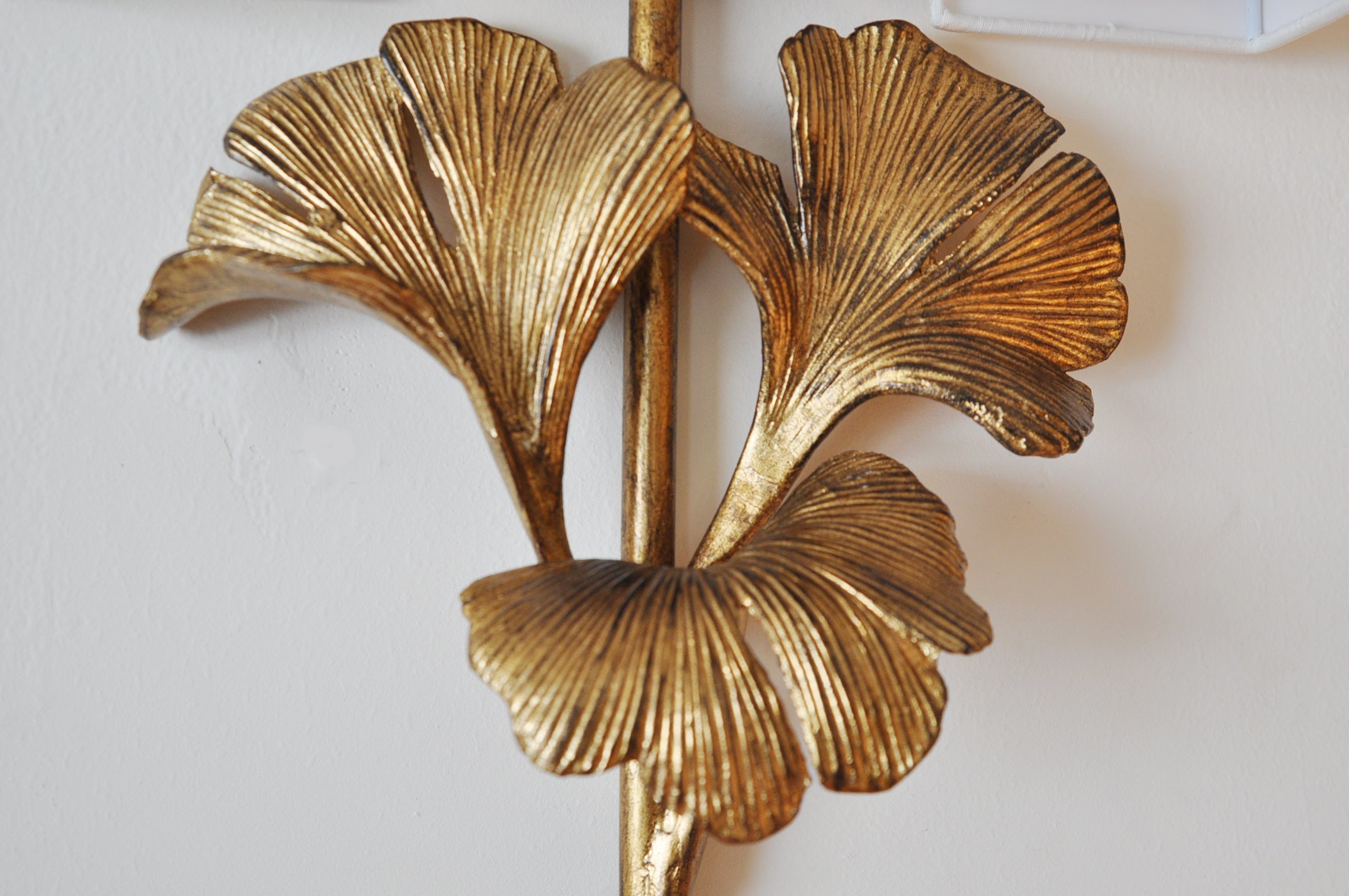 WINDSOR FOLIAGE VINTAGE WALL SCONCE