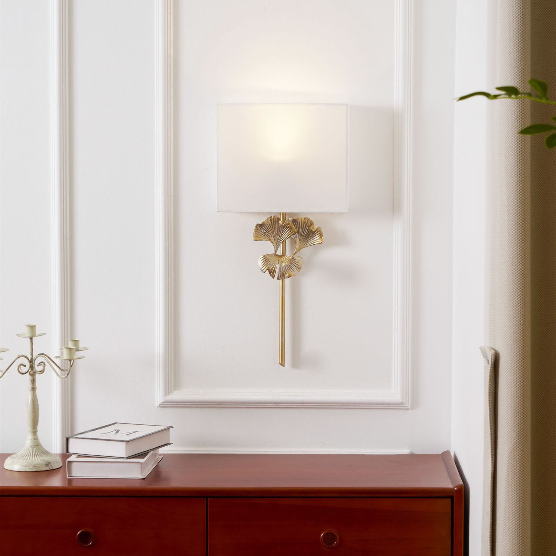 WINDSOR FOLIAGE VINTAGE WALL SCONCE